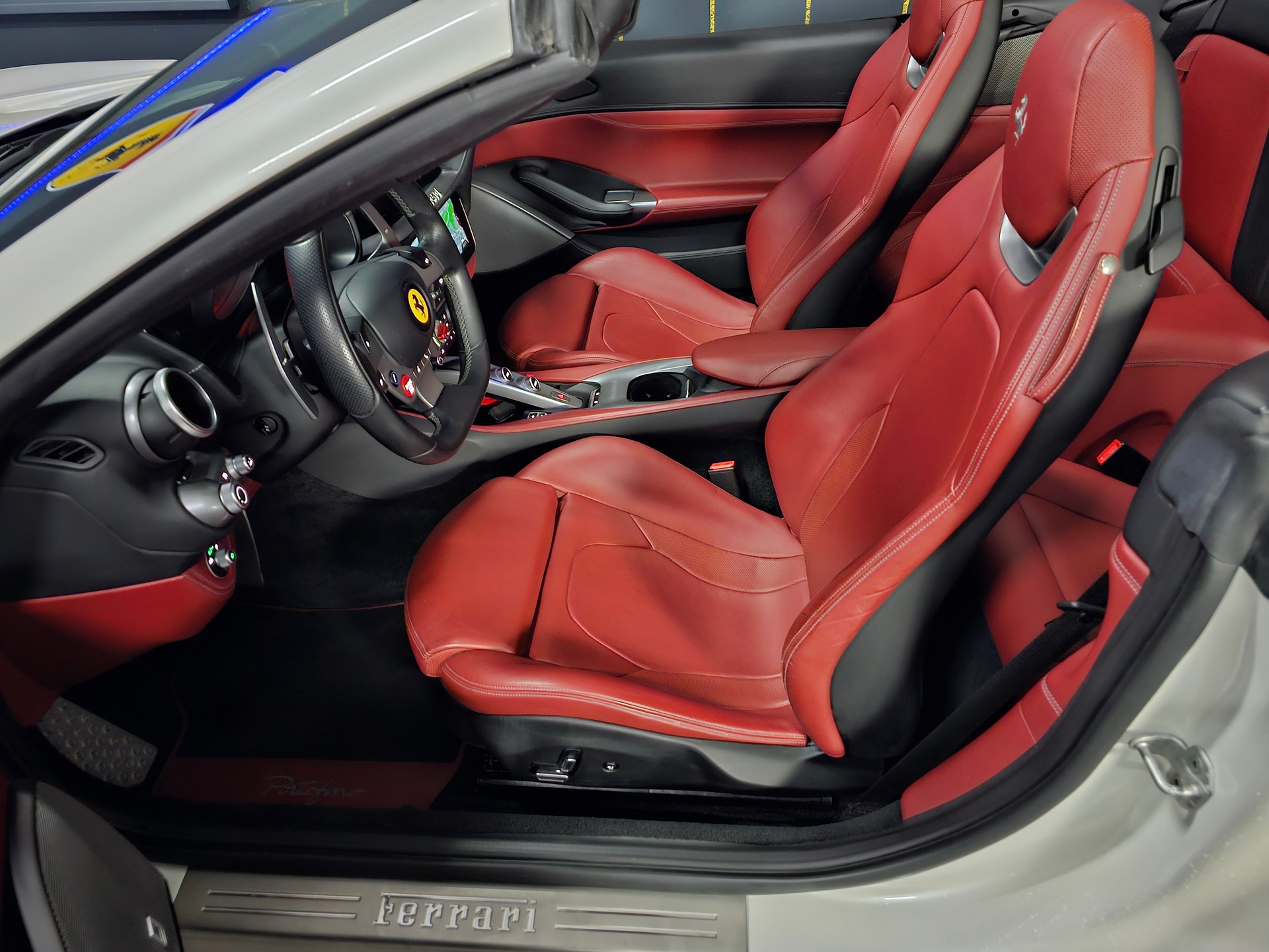 FERRARI Portofino 3.9 V8 T-image-10
