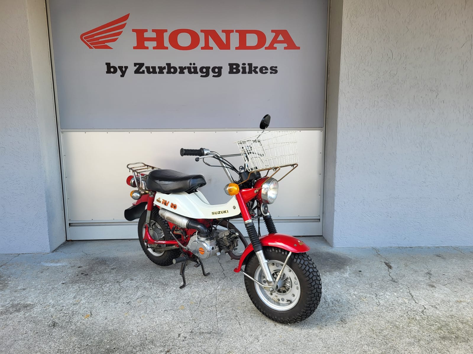 SUZUKI RV50-image-1