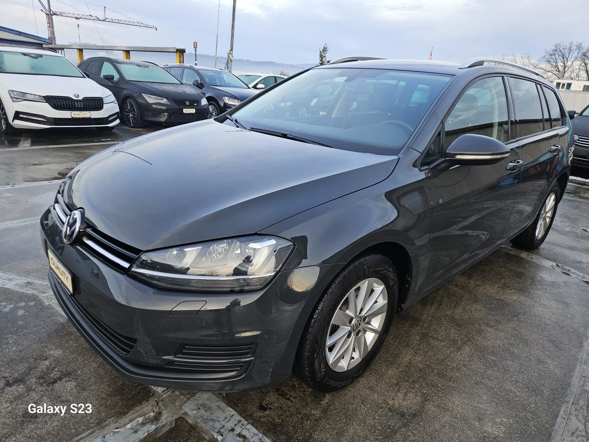 VW Golf Variant 1.6 TDI Comfortline 4Motion-image-0