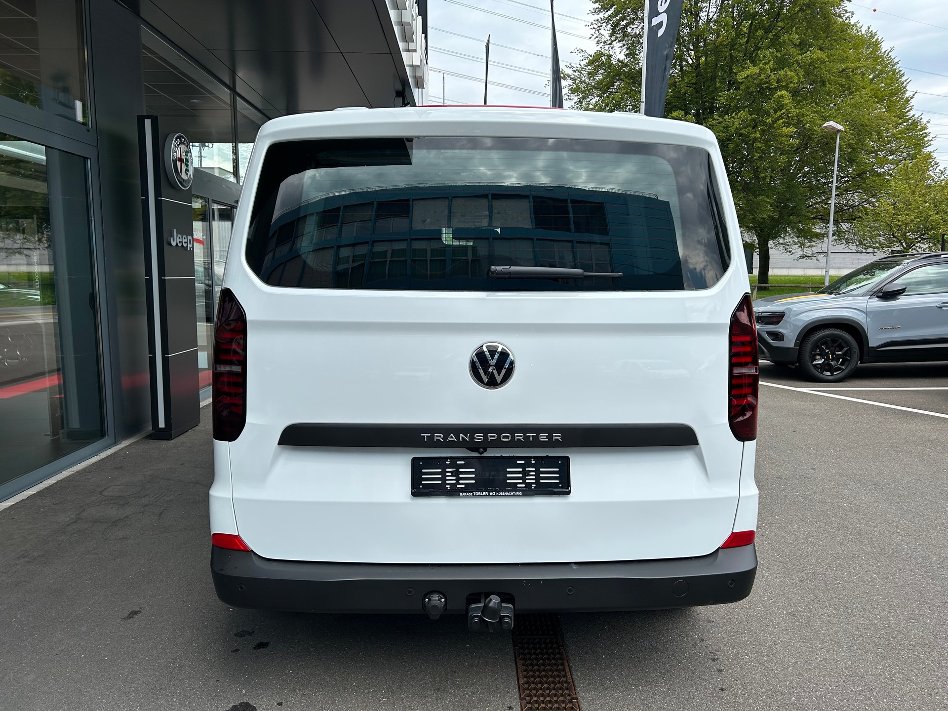 VW Transporter 2.0 TDI-image-6