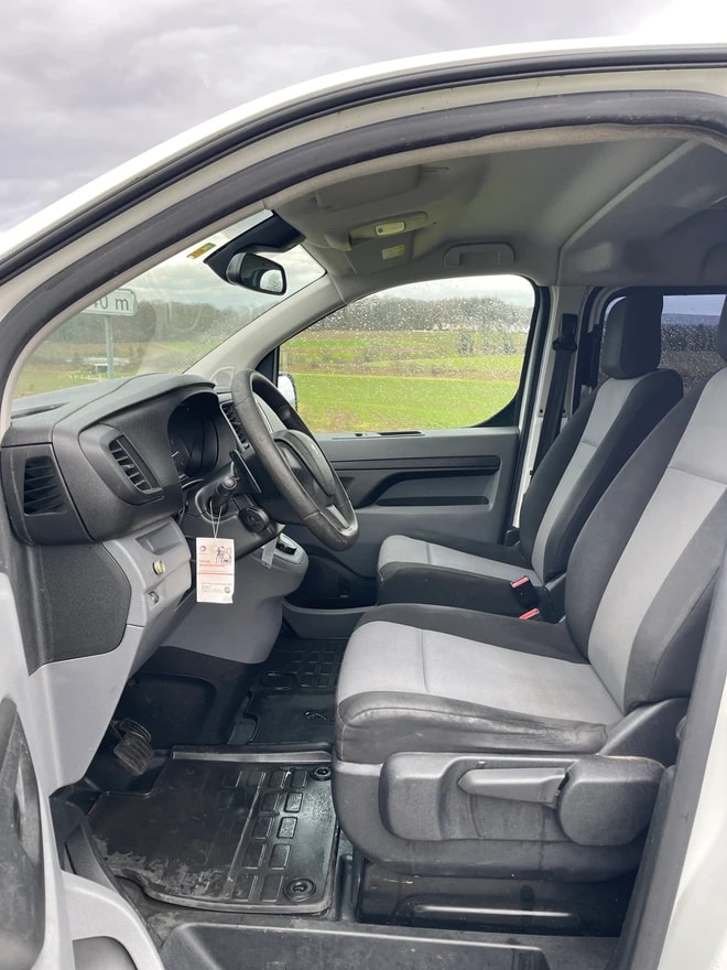 PEUGEOT Expert 1.6 BlueHDi 95 S&S Compact ETG6-image-9
