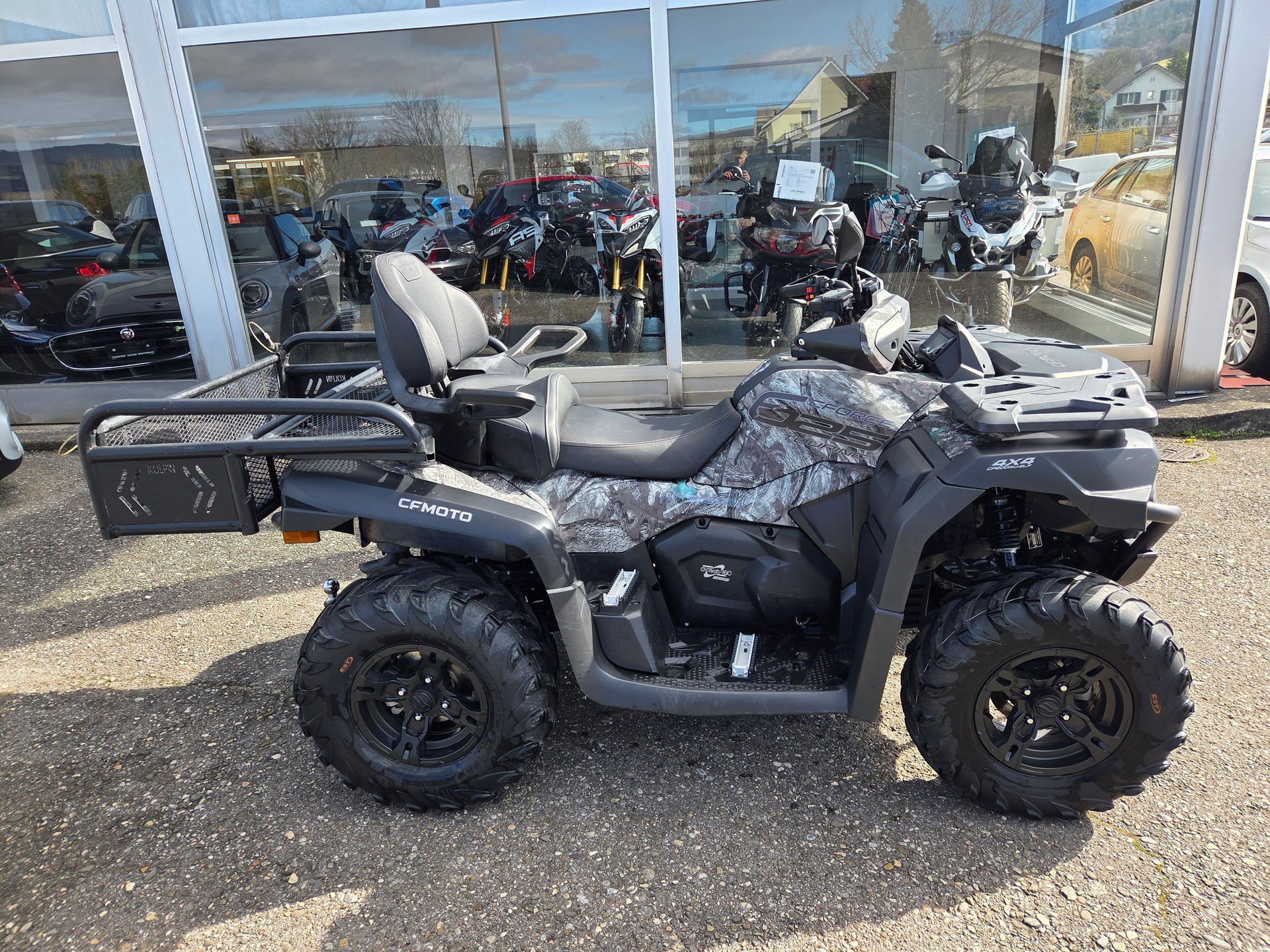 CF MOTO C Force 625 DLXEPS 4x4-image-1