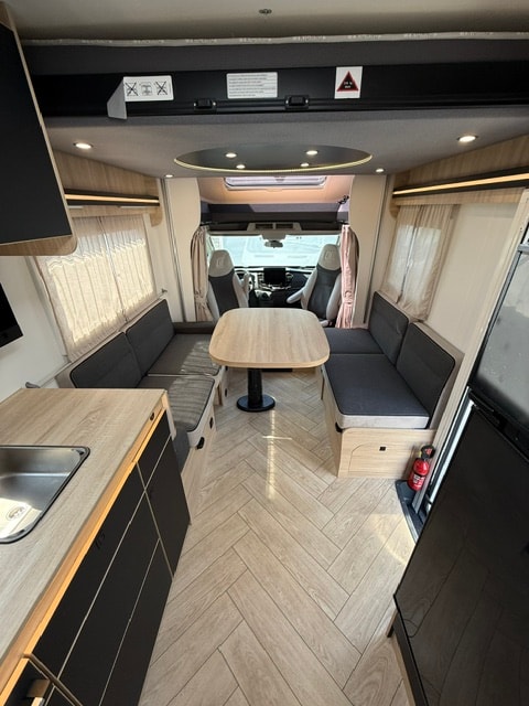CHALLENGER 260 Graphite Edition-image-7