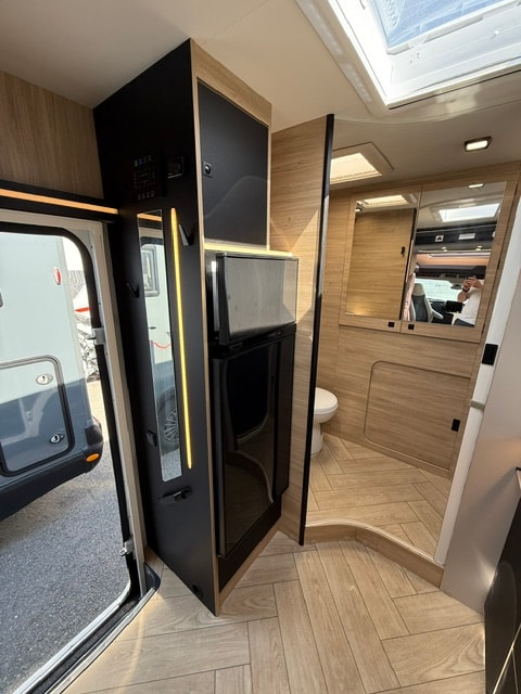 CHALLENGER 260 Graphite Edition-image-10