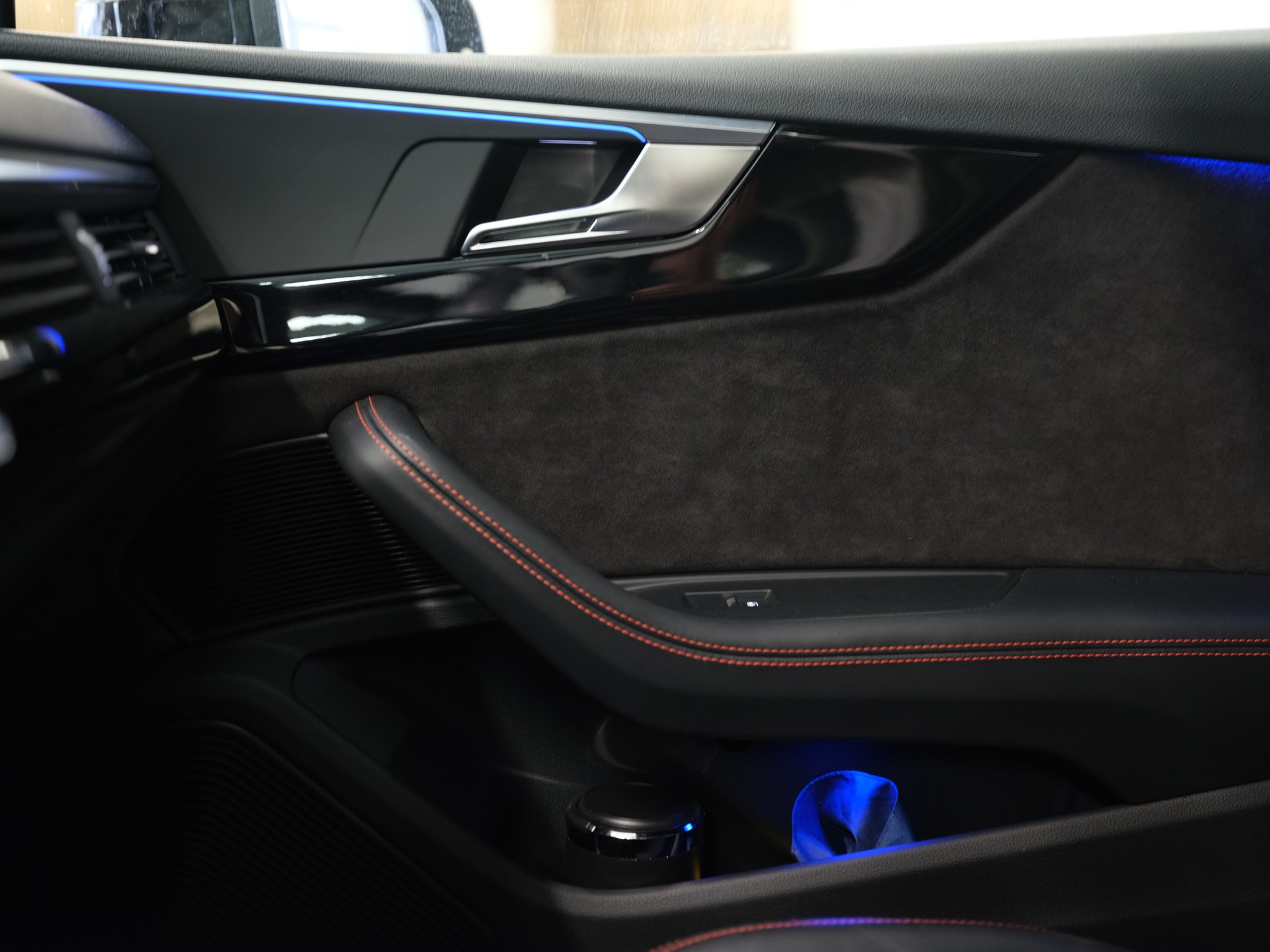 AUDI RS5 Coupé 2.9 TFSI quattro tiptronic *Ambientebeleuchtung* *Head up Display* *Lederausstattung*-image-27