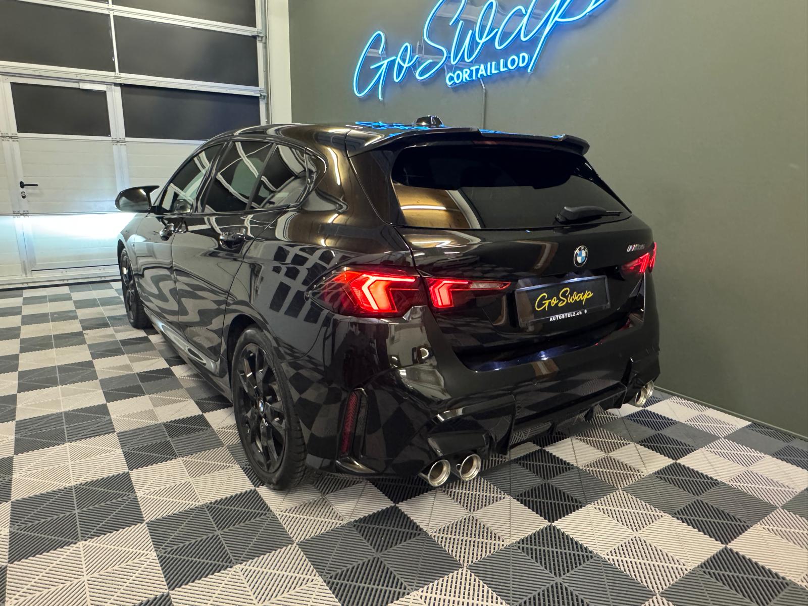 BMW M135 xDrive M Sport Pro-showroom-element-3