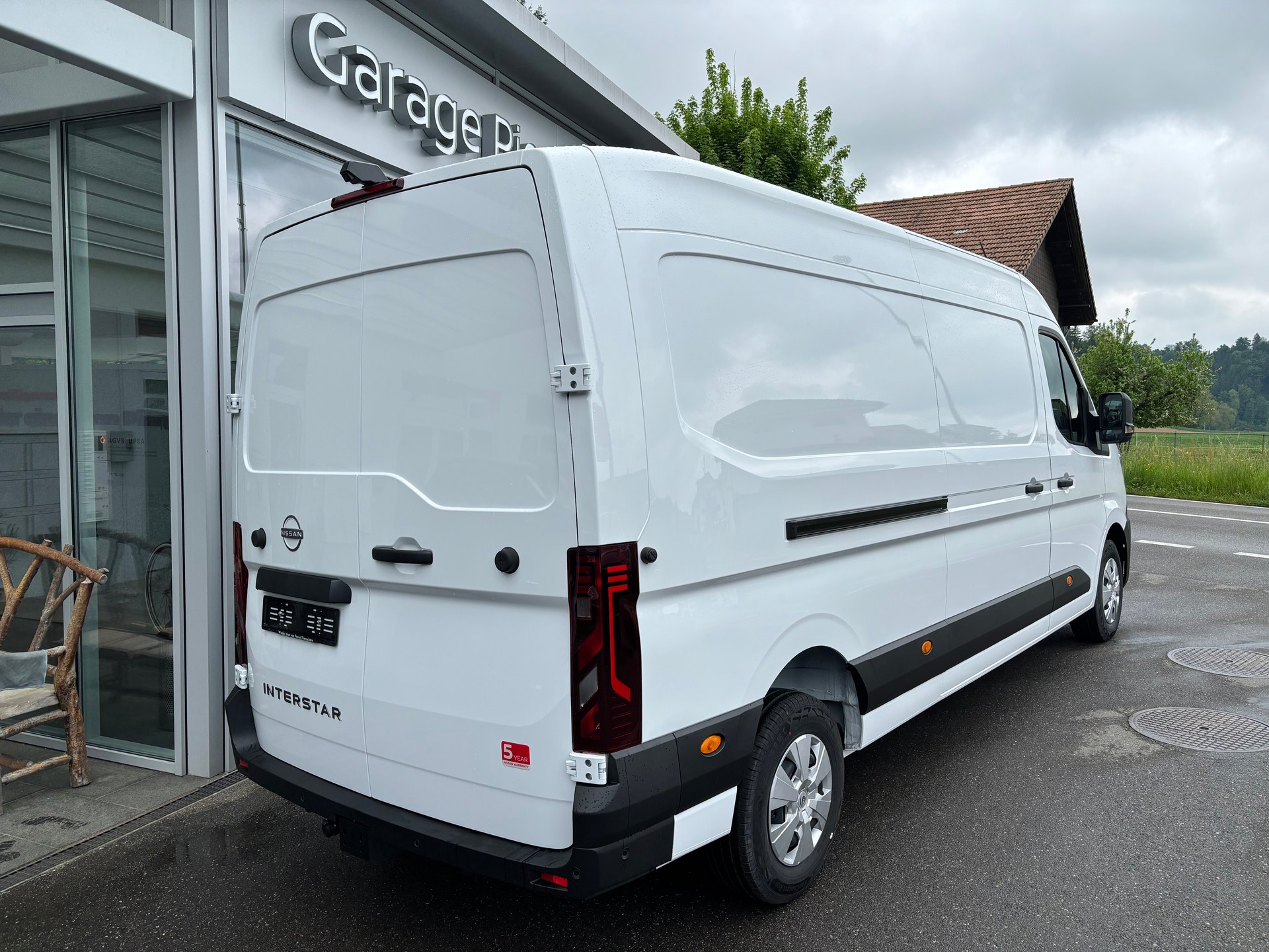 NISSAN Interstar 150 3.5L3H2 N-Connecta-image-3