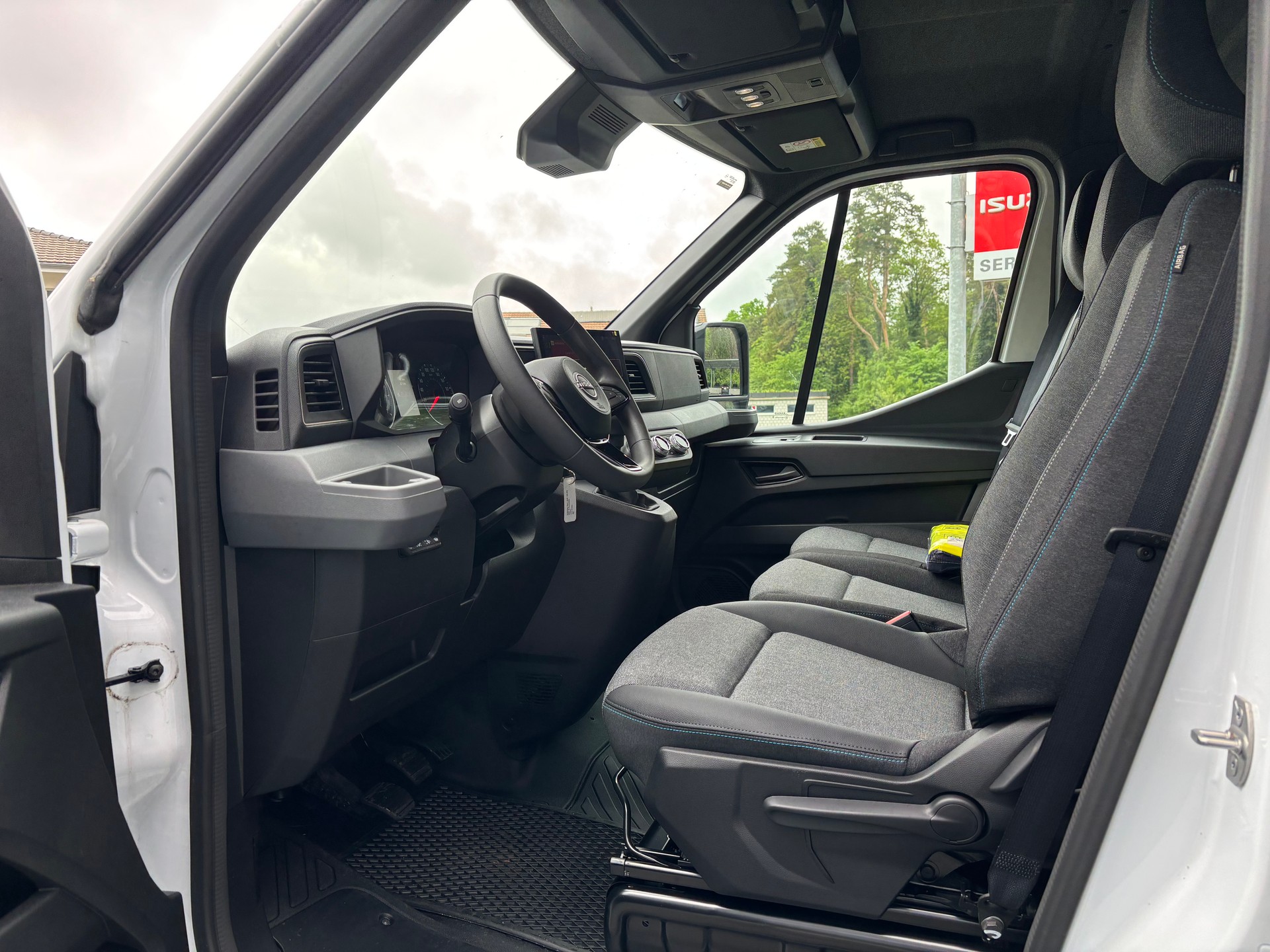 NISSAN Interstar 150 3.5L3H2 N-Connecta-image-8