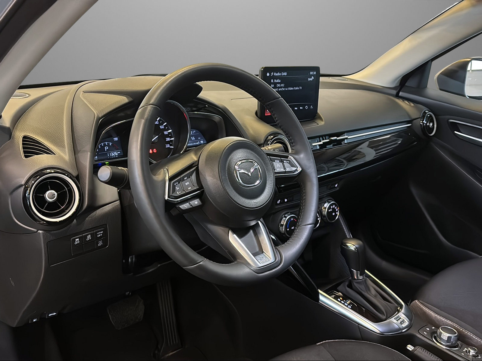 MAZDA 2 SKYACTIV-G 90 Homura Automat-image-5