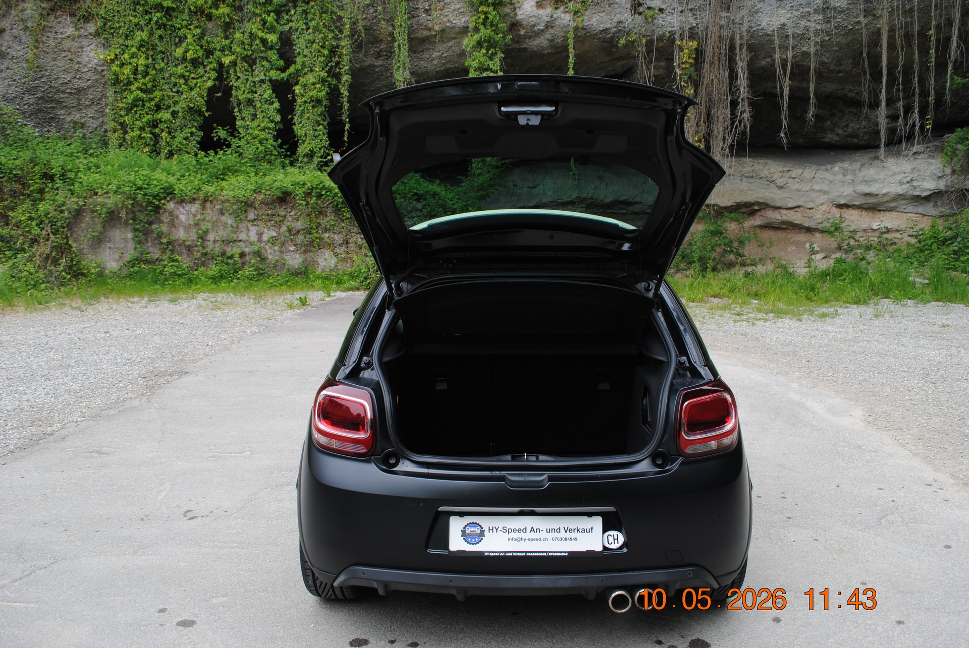 DS AUTOMOBILES DS 3 1.6 THP Performance Black Spezial-image-5