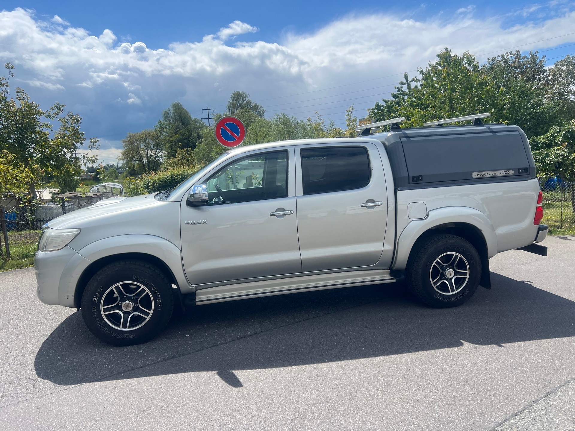 TOYOTA Hilux 3.0 4WD Double Cab Sol Premium A-image-5