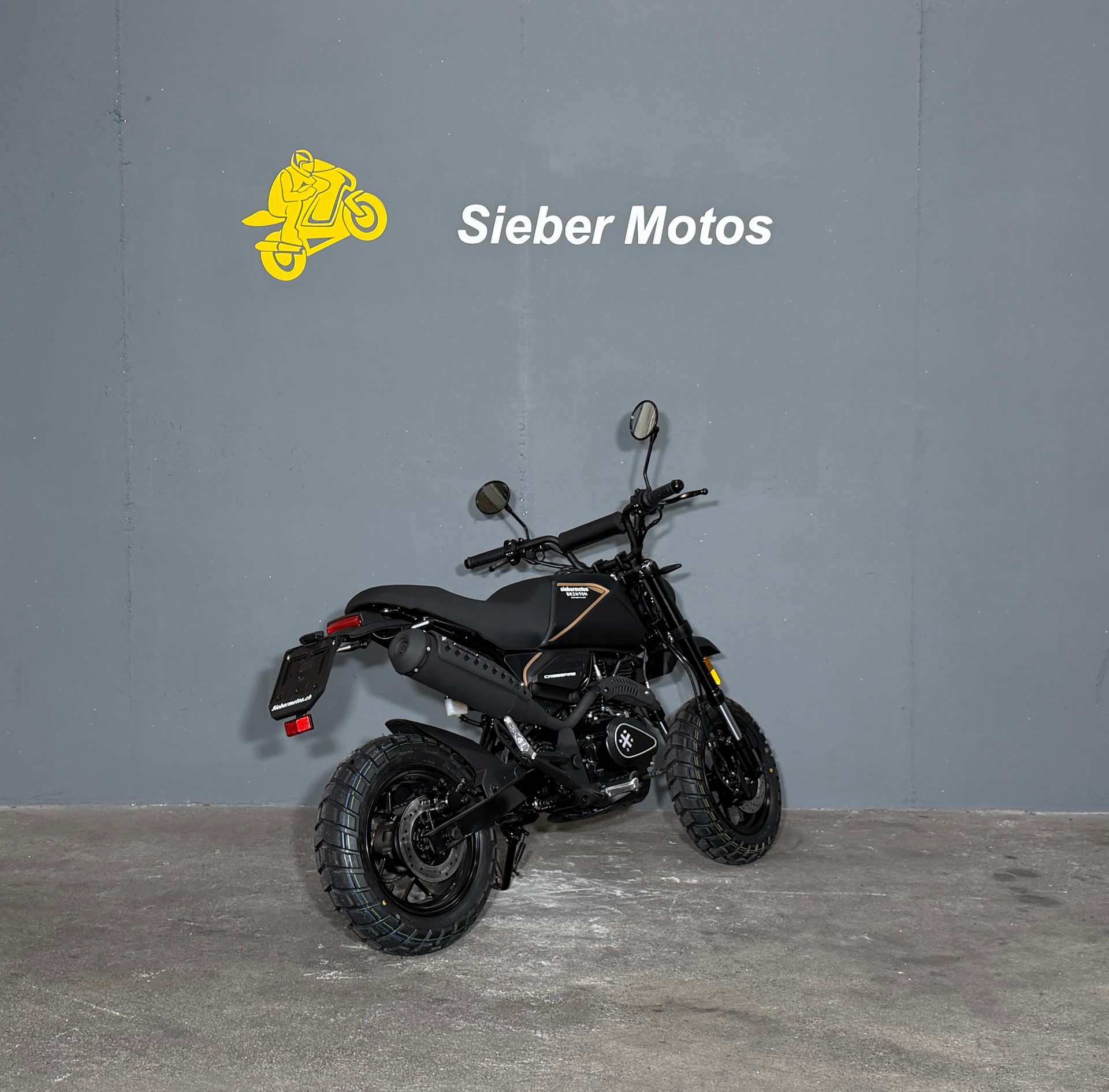 BRIXTON Crossfire 125 XS-image-3