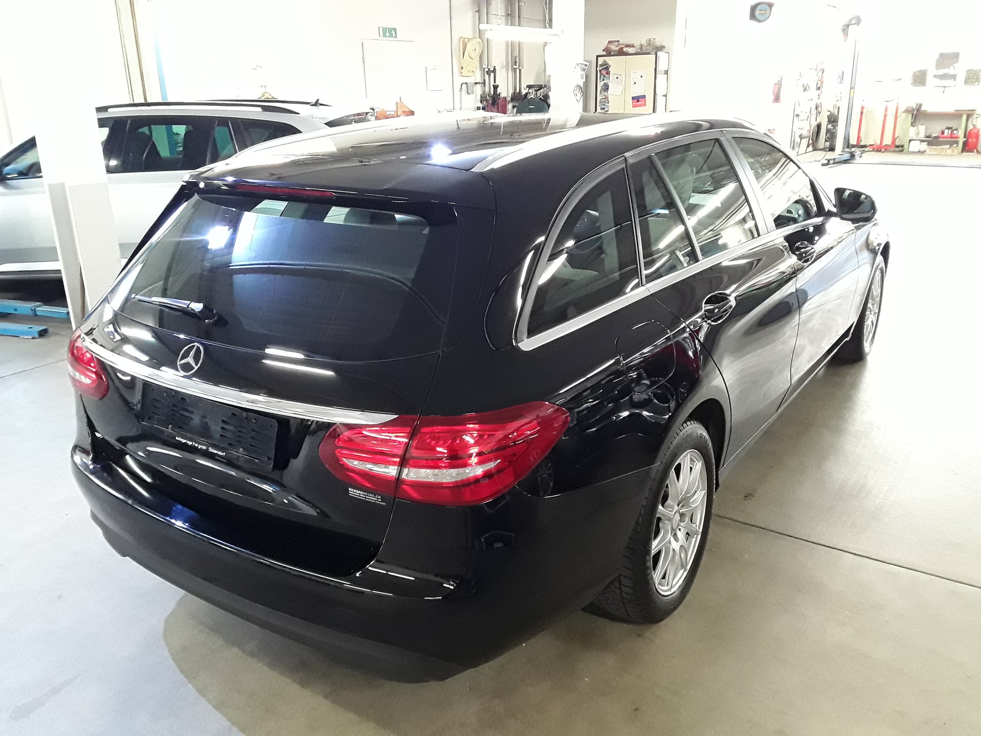 MERCEDES-BENZ C 200 BlueTEC 7G-Tronic-image-2