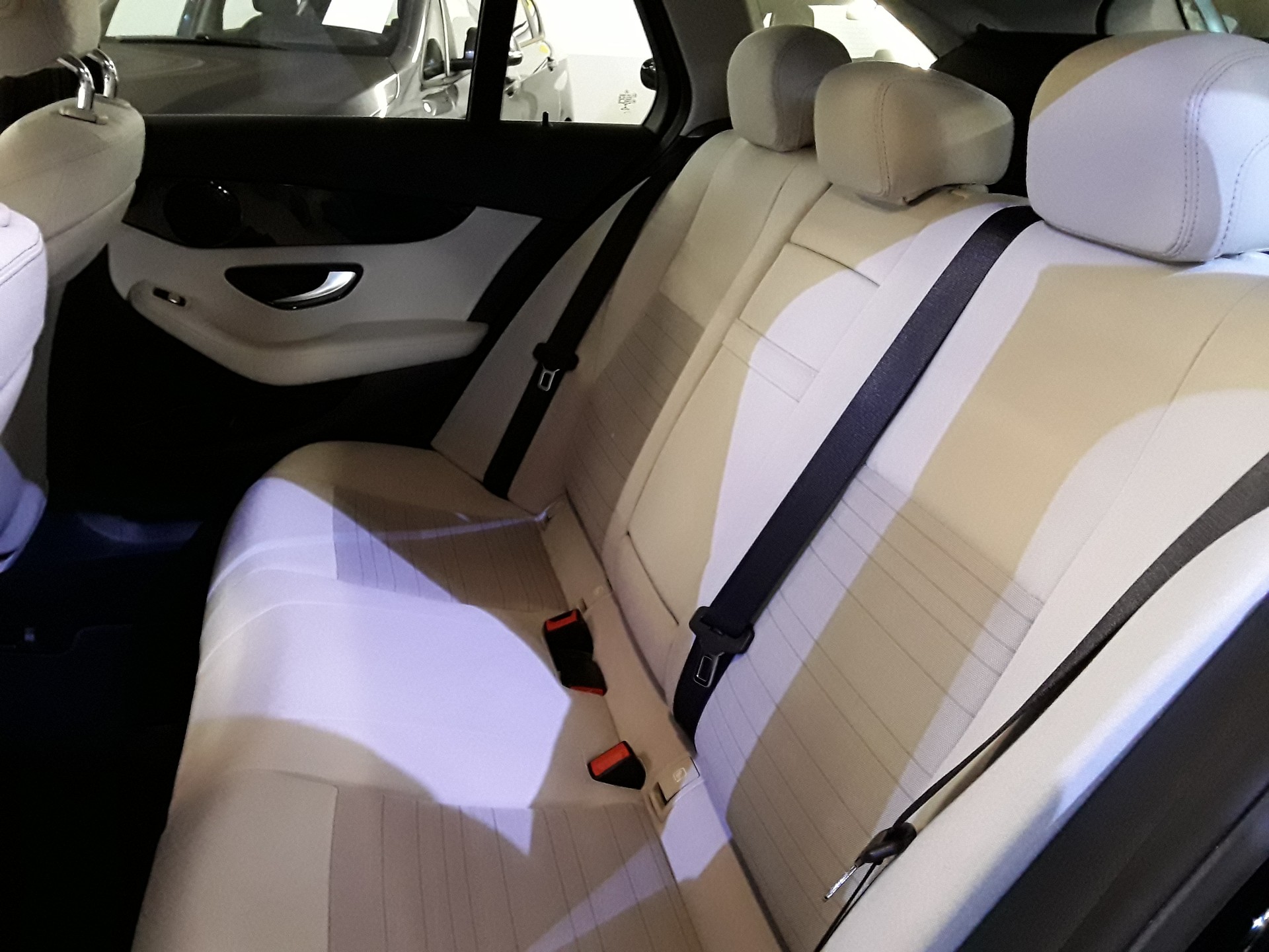 MERCEDES-BENZ C 200 BlueTEC 7G-Tronic-image-6