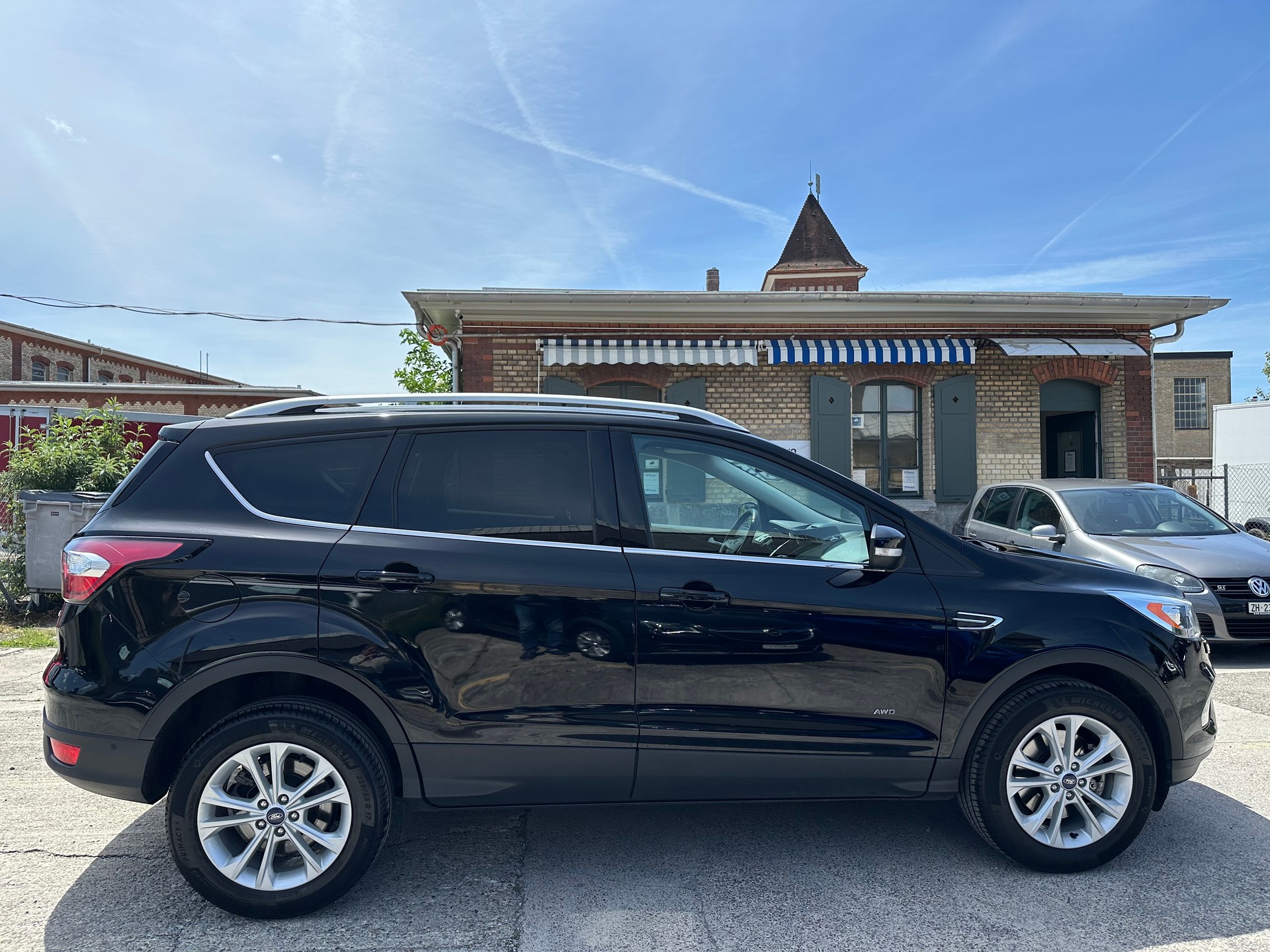 FORD Kuga 1.5 SCTi Titanium (182 PS) 4WD Automatic-image-4