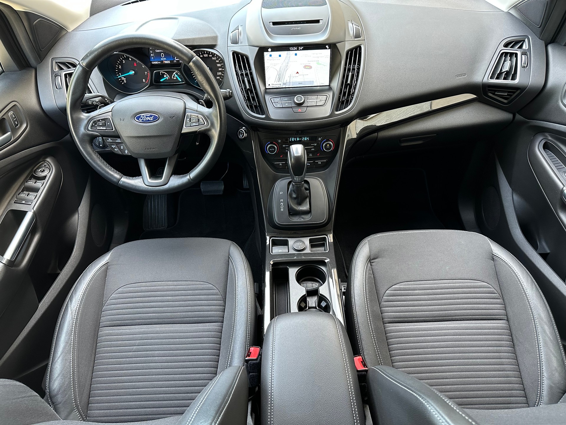 FORD Kuga 1.5 SCTi Titanium (182 PS) 4WD Automatic-image-8