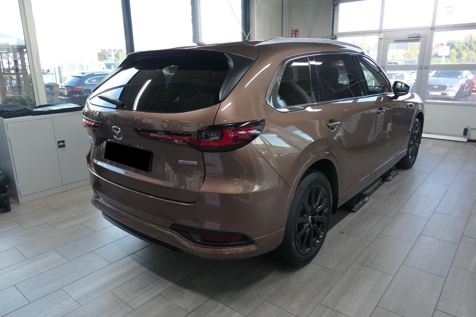 MAZDA CX-80 e-Skyactiv D254 MHEV AWD Homura Plus-showroom-element-1