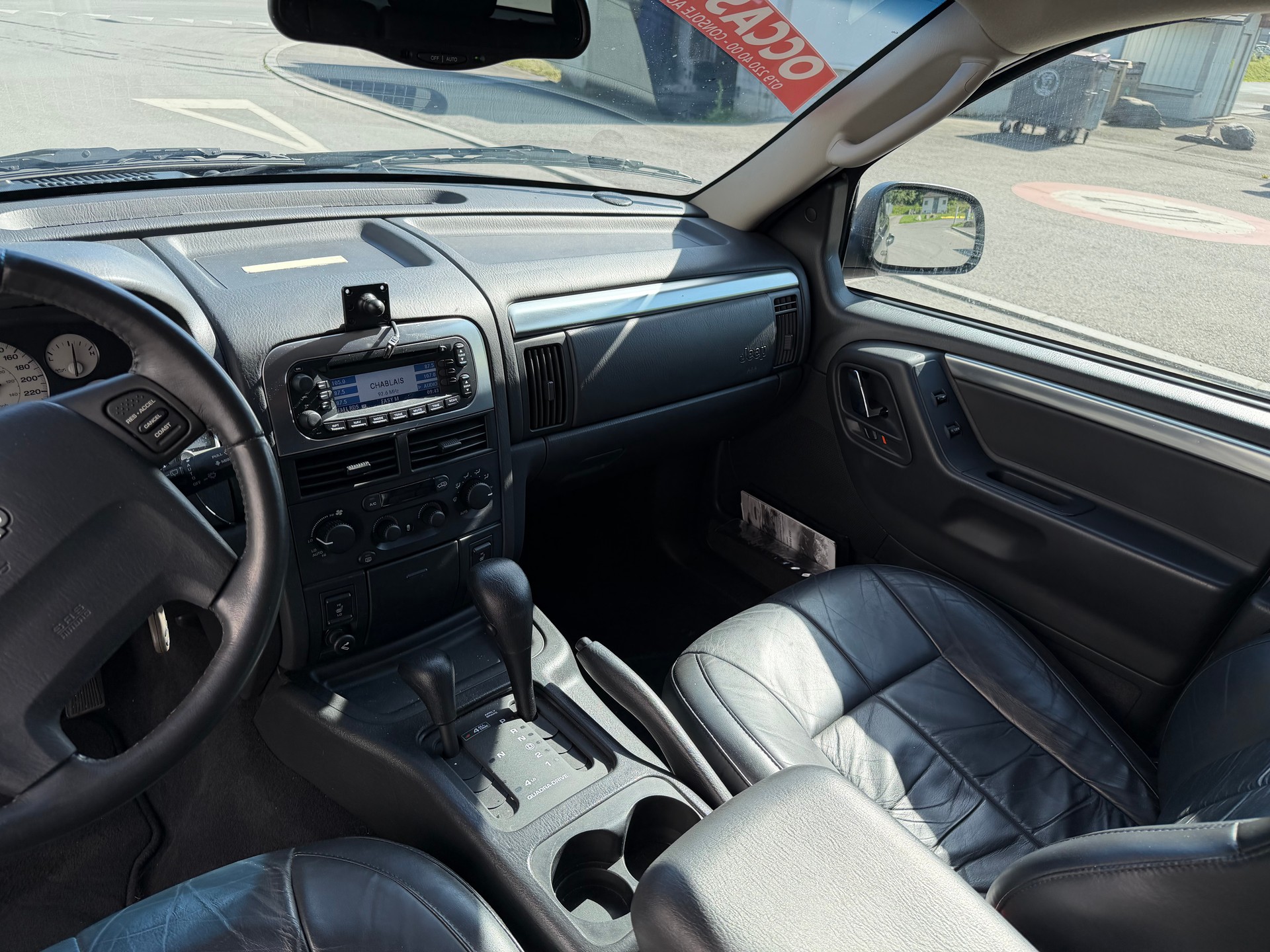 JEEP Grand Cherokee 4.7 Vision Automatic-image-27
