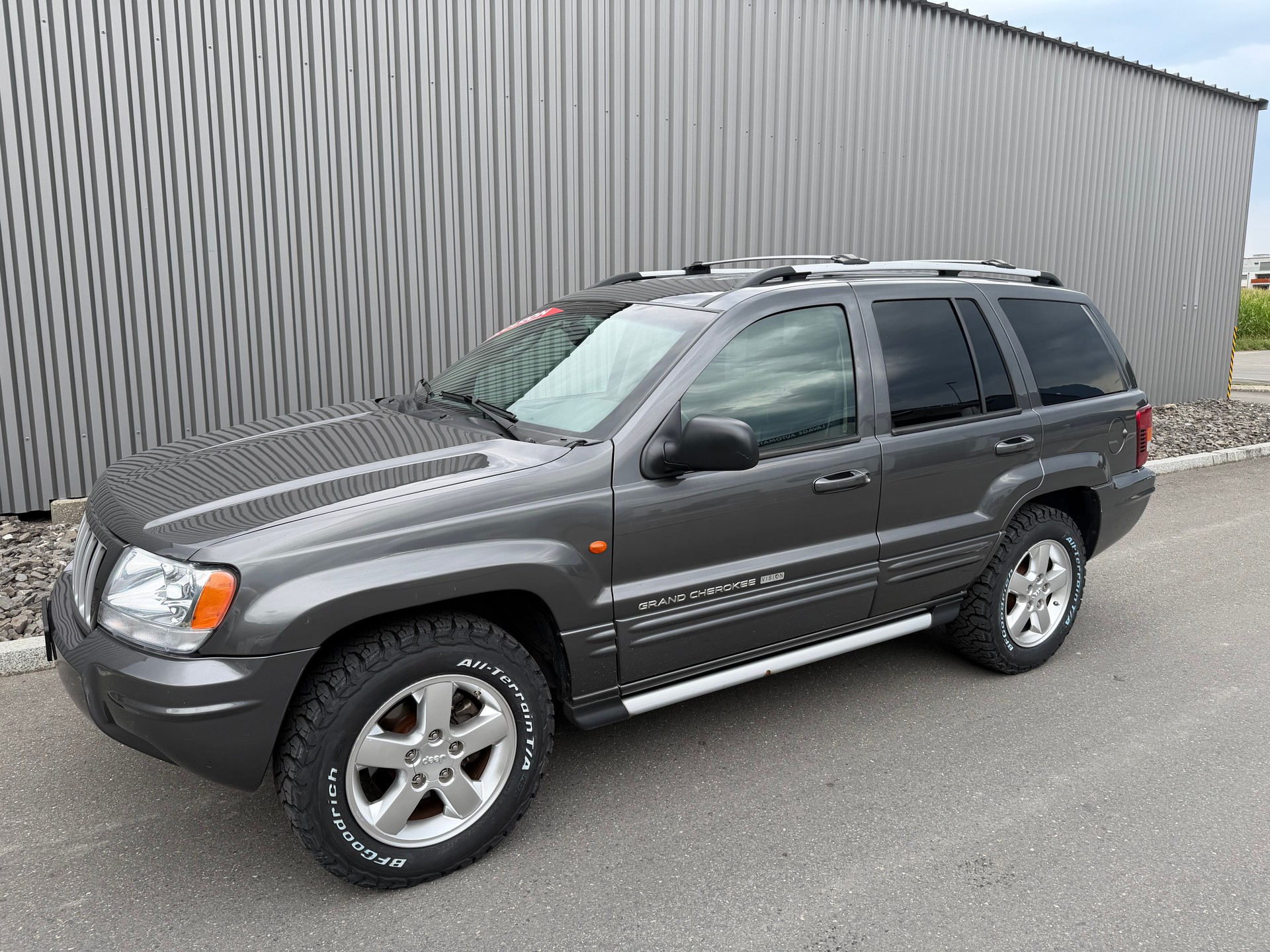 JEEP Grand Cherokee 4.7 Vision Automatic