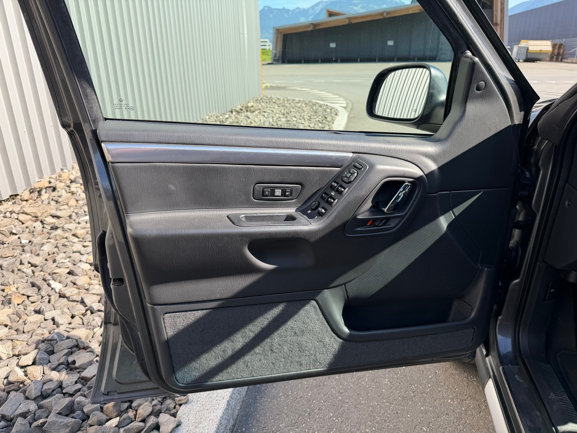 JEEP Grand Cherokee 4.7 Vision Automatic-image-16