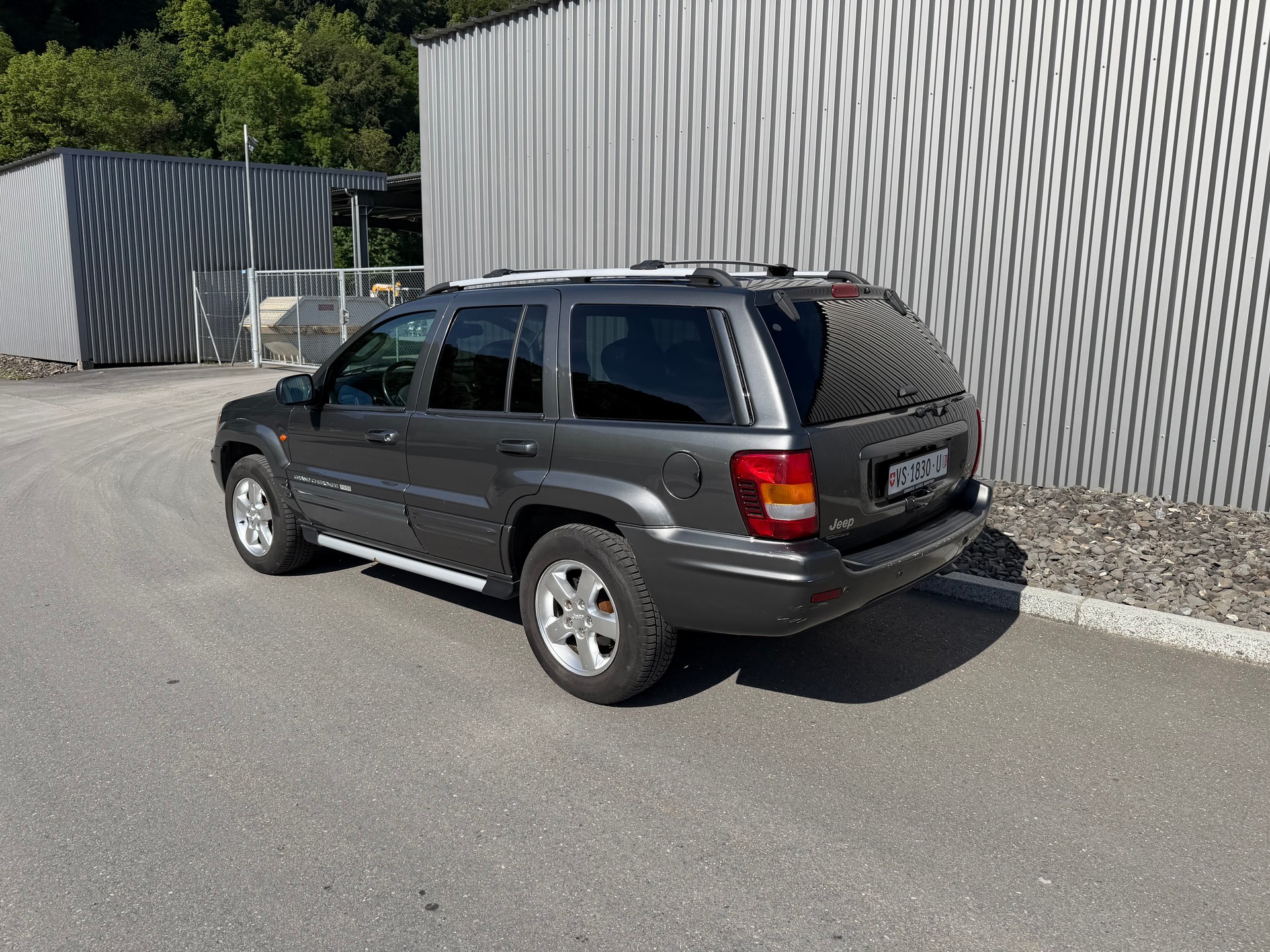 JEEP Grand Cherokee 4.7 Vision Automatic-showroom-element-2