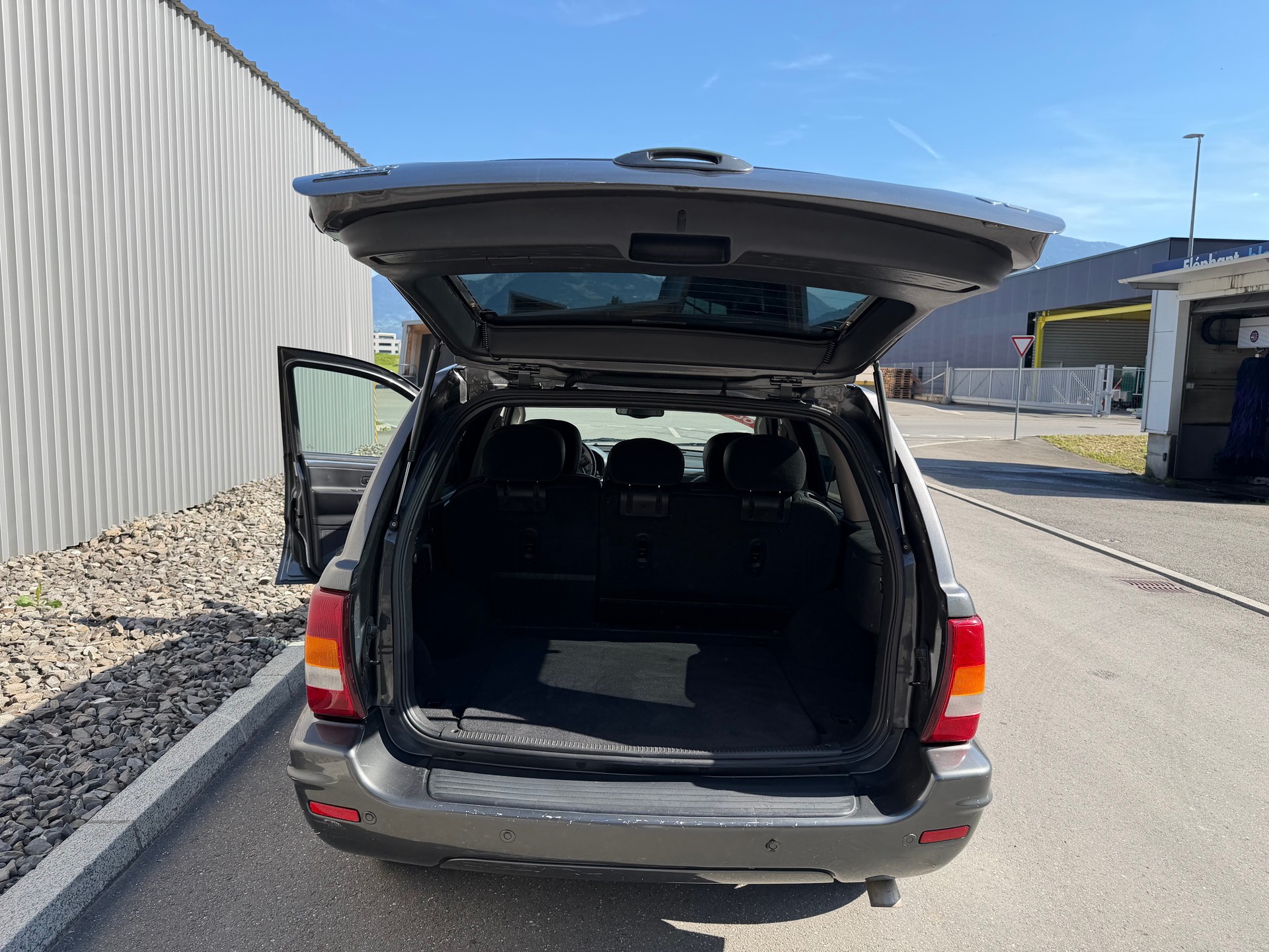 JEEP Grand Cherokee 4.7 Vision Automatic-image-28