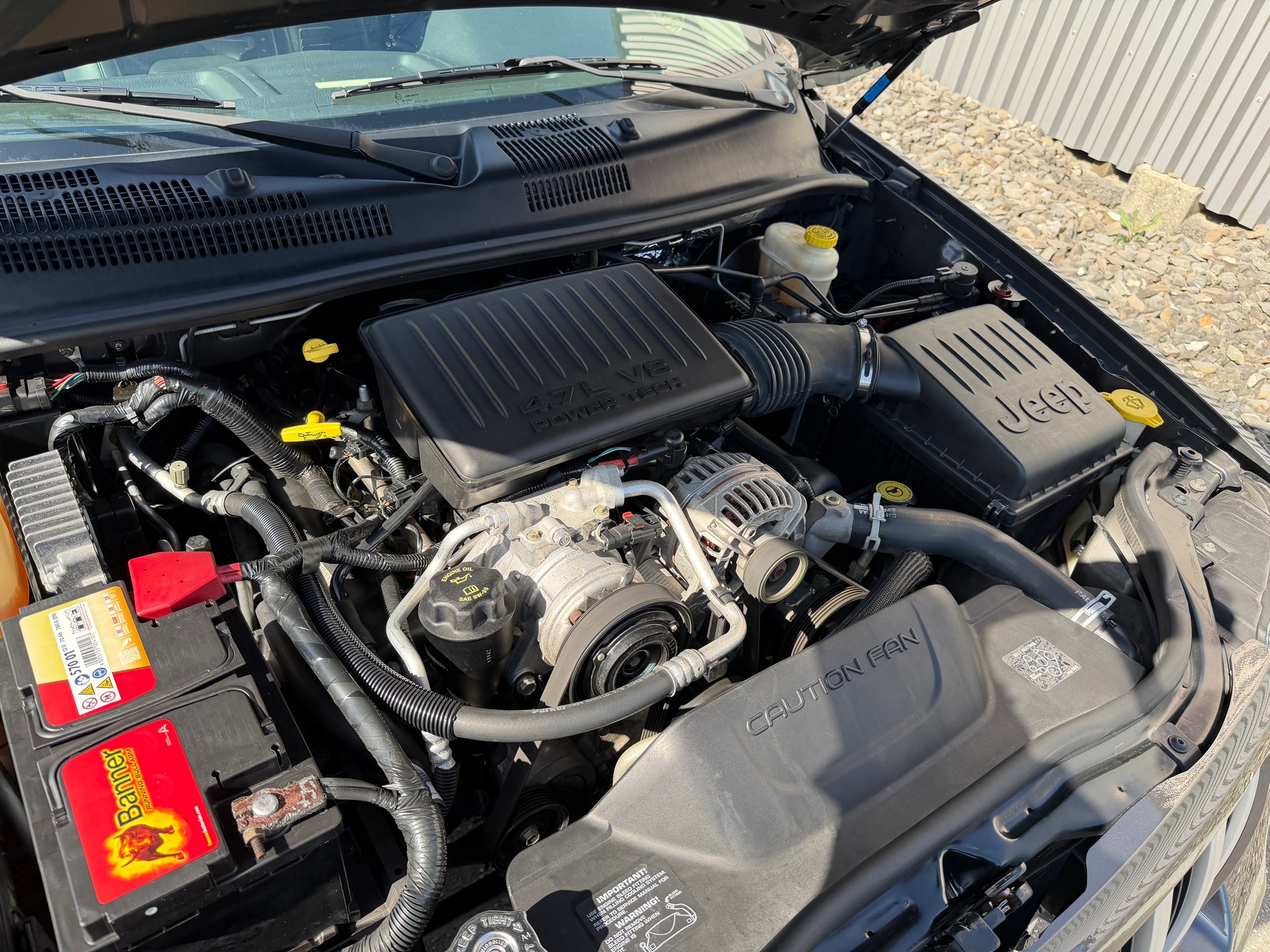JEEP Grand Cherokee 4.7 Vision Automatic-image-32