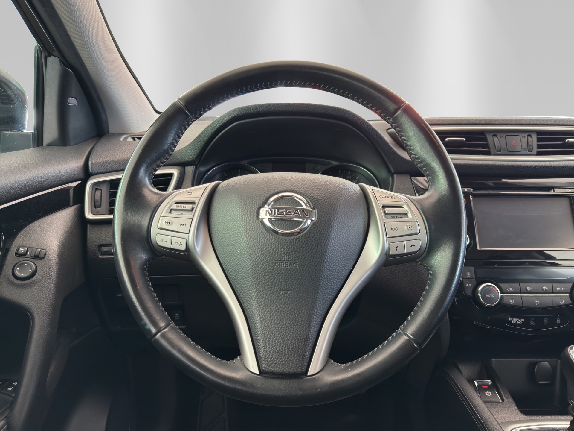 NISSAN Qashqai 1.6 DIG-T tekna-image-10