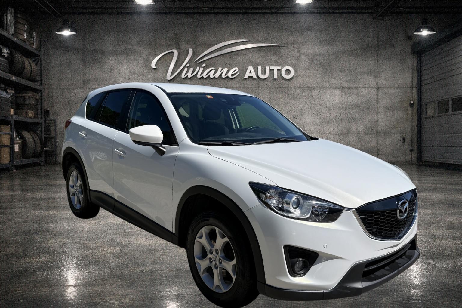 MAZDA CX-5 2.0 Ambition AWD-showroom-element-1