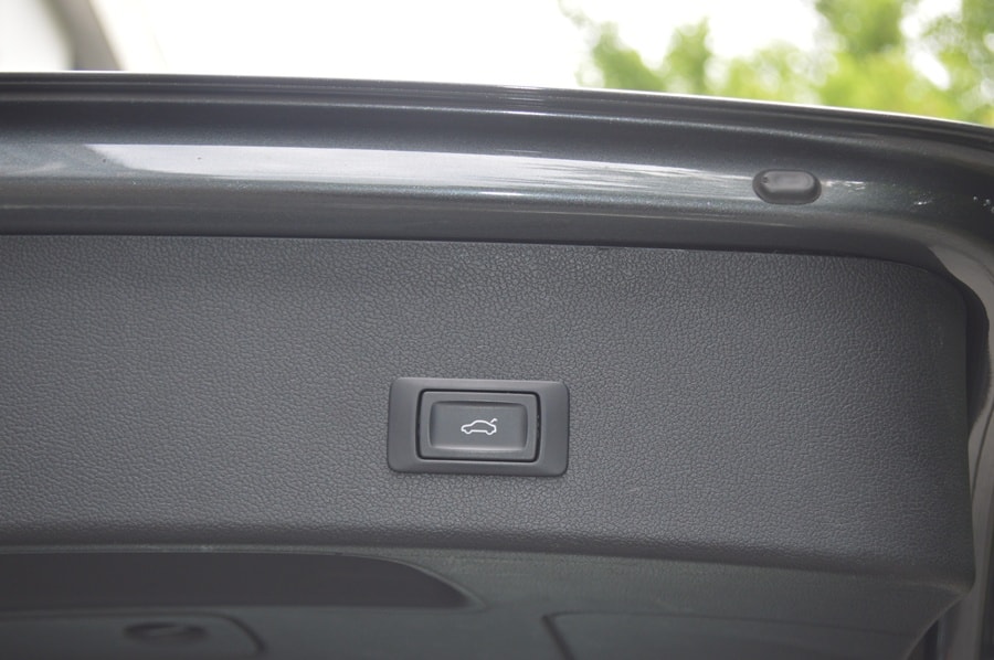 AUDI A4 Avant 3.0 TDI quattro S-tronic I FRISCH AB MFK-image-9