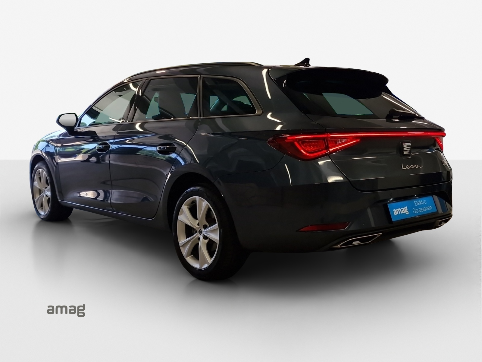 SEAT Leon ST 1.5 eHybrid pHEV DSG FR-showroom-element-2