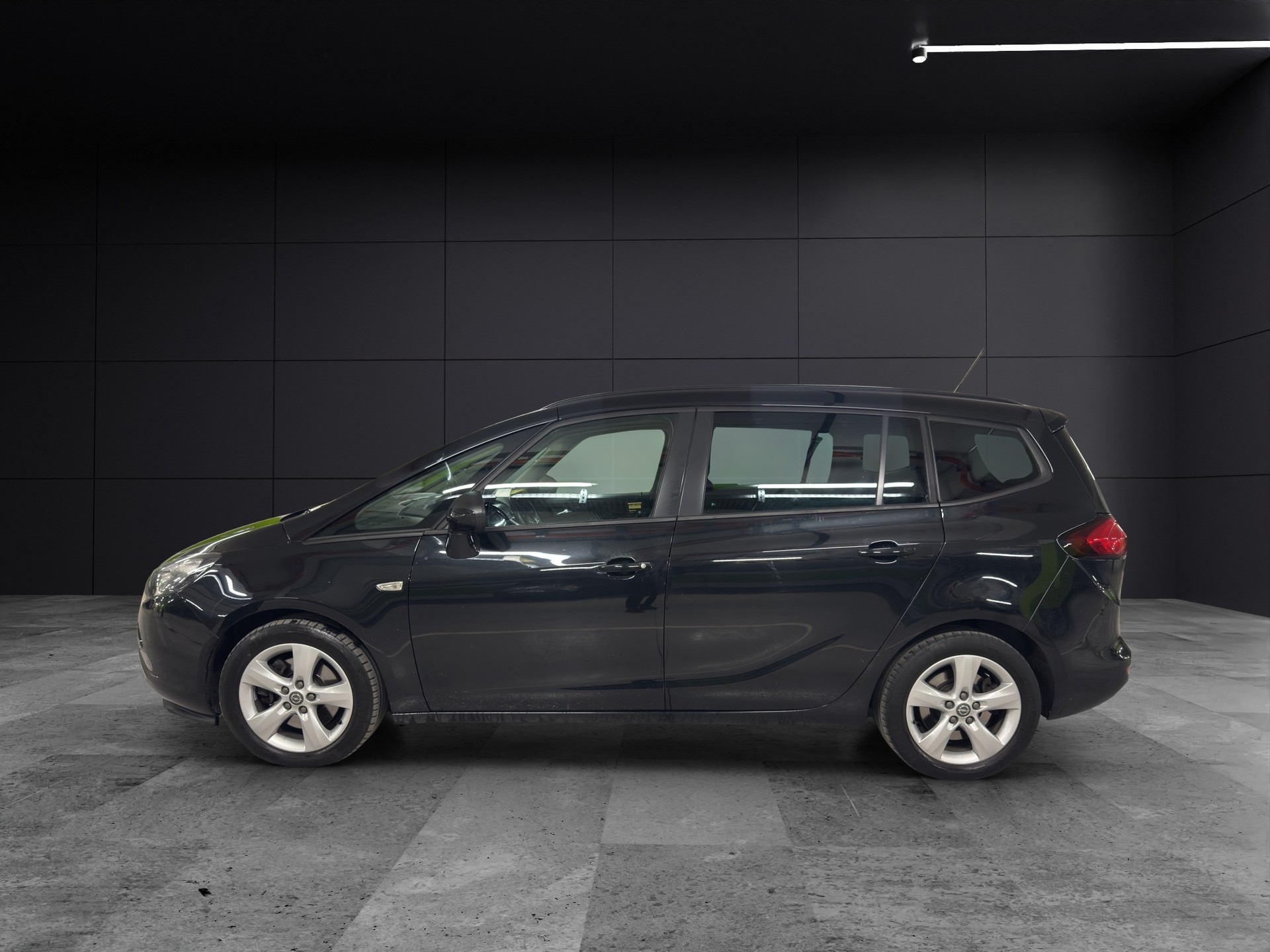 OPEL Zafira Tourer 1.6i 16V Turbo Active Edition-image-7