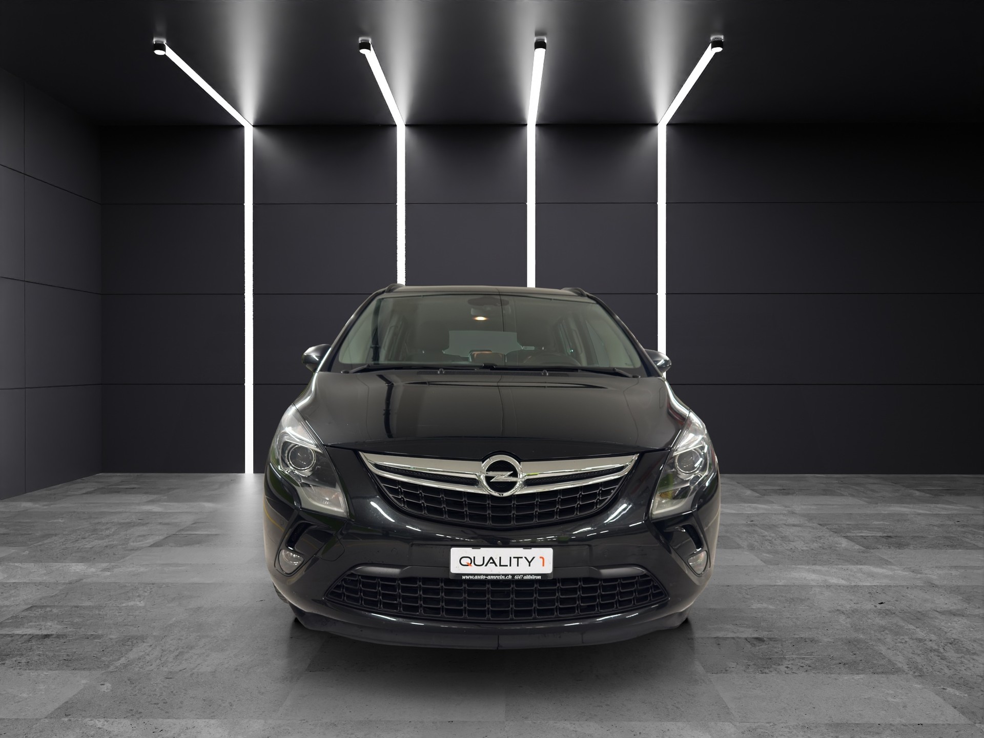 OPEL Zafira Tourer 1.6i 16V Turbo Active Edition-image-1