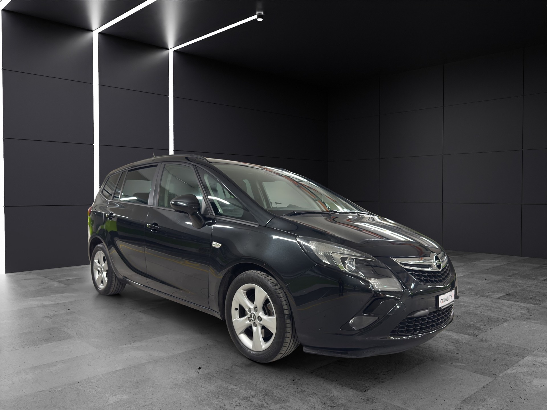 OPEL Zafira Tourer 1.6i 16V Turbo Active Edition-image-2