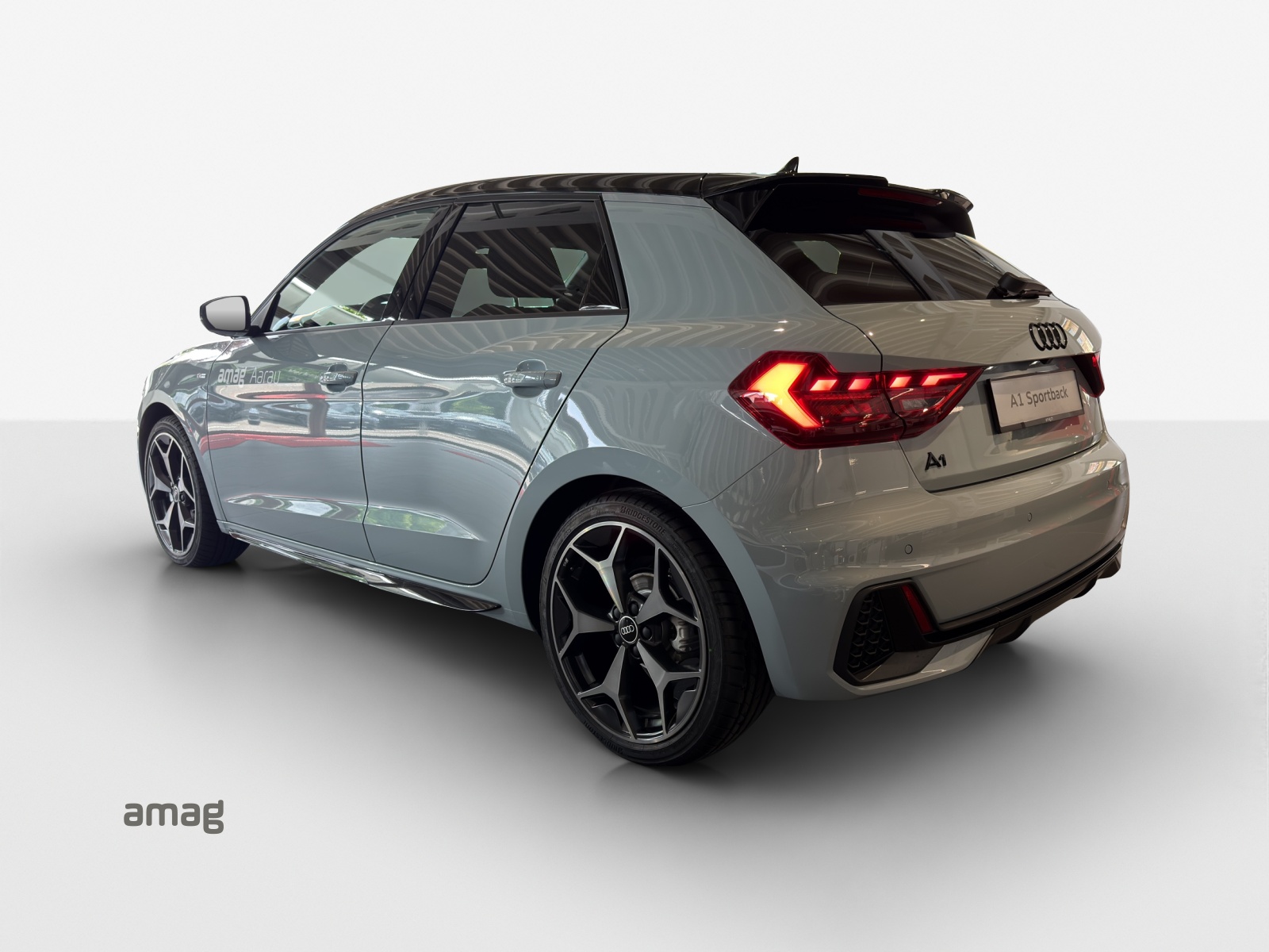 AUDI A1 Sportback 35 TFSI S Line S-tronic-showroom-element-2
