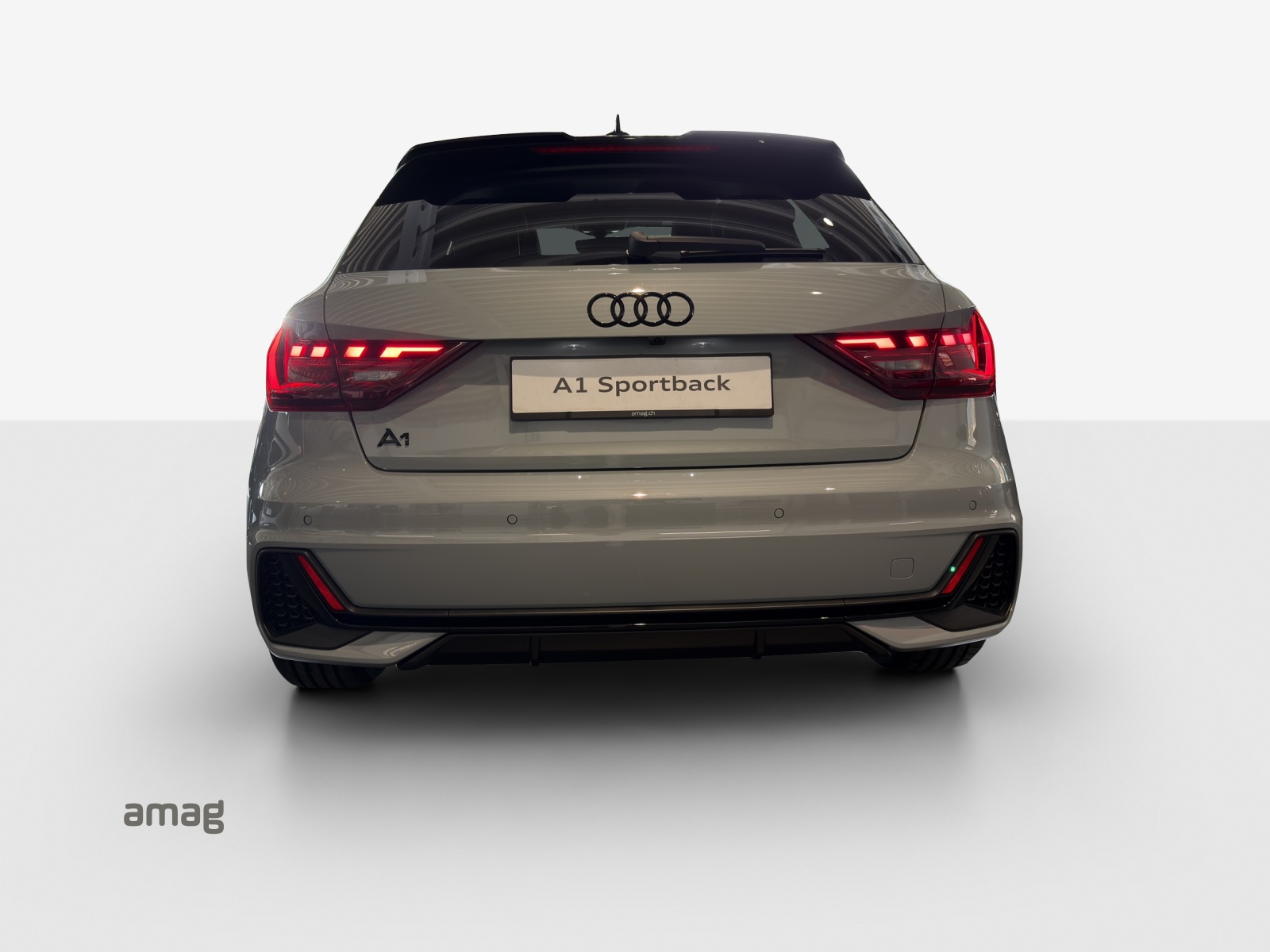 AUDI A1 Sportback 35 TFSI S Line S-tronic-showroom-element-3