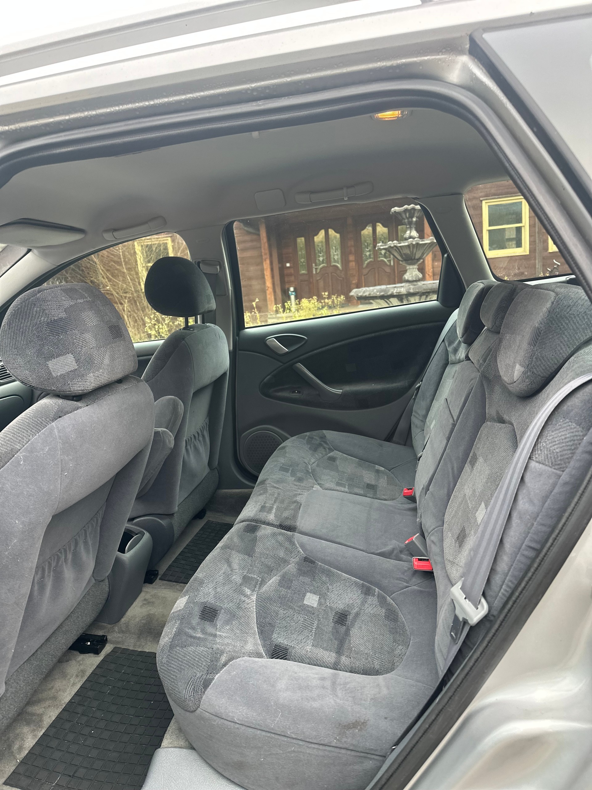 CITROEN C5 Break 2.0i 16V SX Automatic-image-7