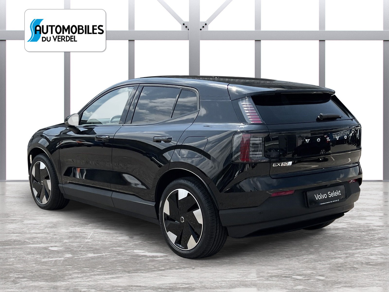 VOLVO EX30 E60 Twin Ultra Performance AWD-showroom-element-2