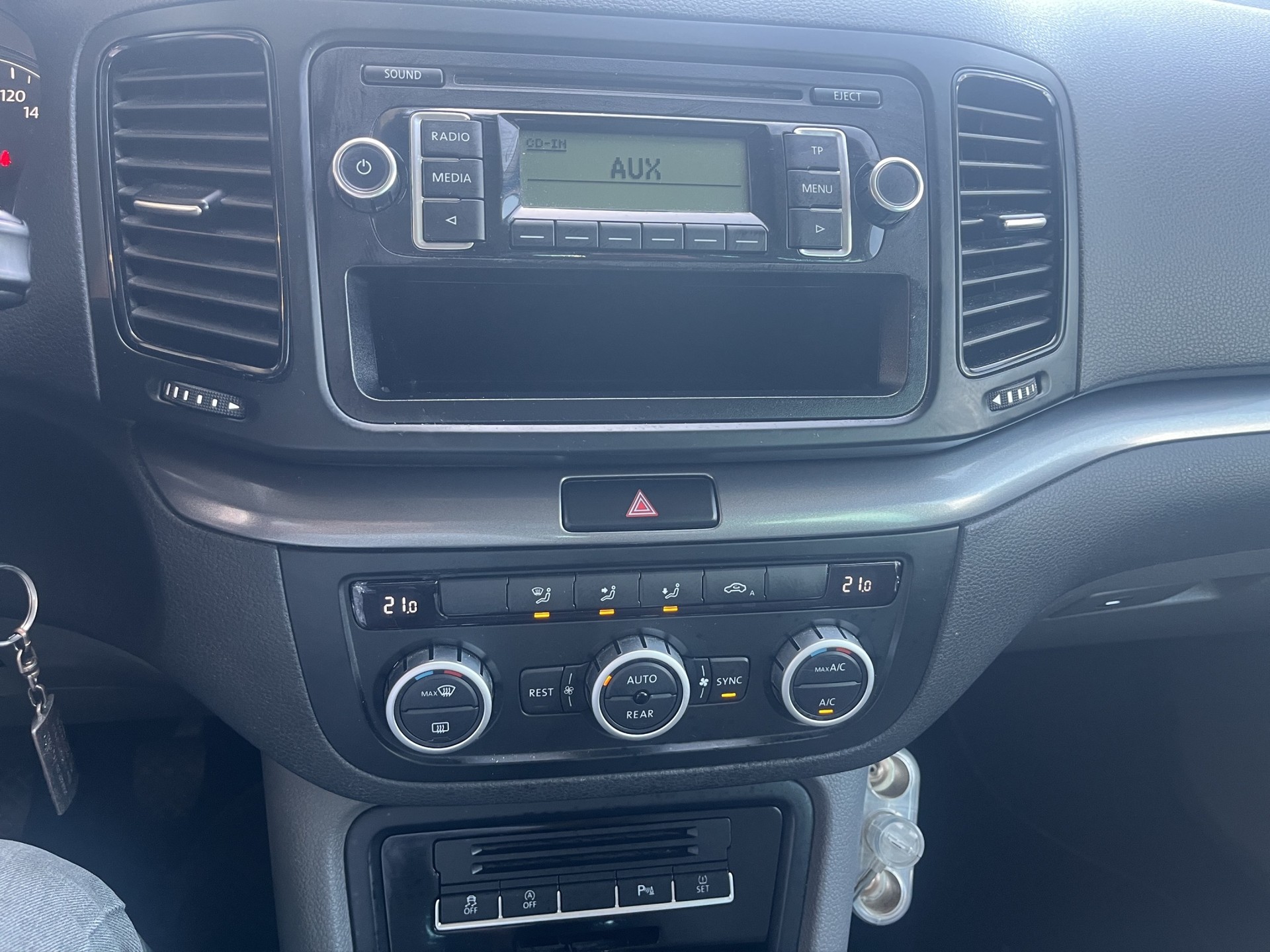 SEAT Alhambra 2.0 TDI E_Ecomotive Style-image-9