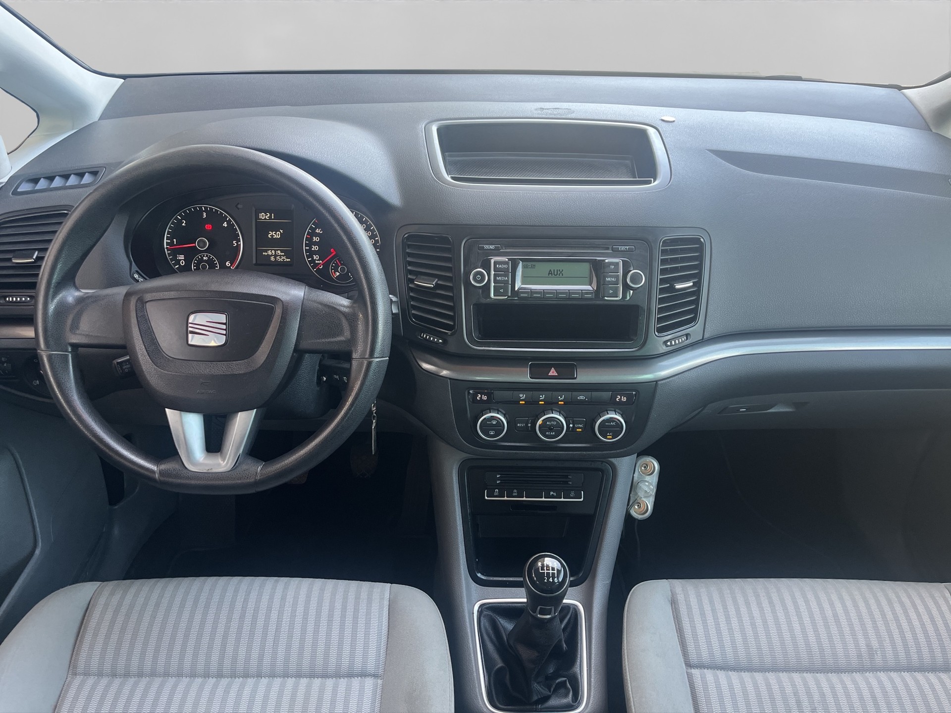SEAT Alhambra 2.0 TDI E_Ecomotive Style-image-8