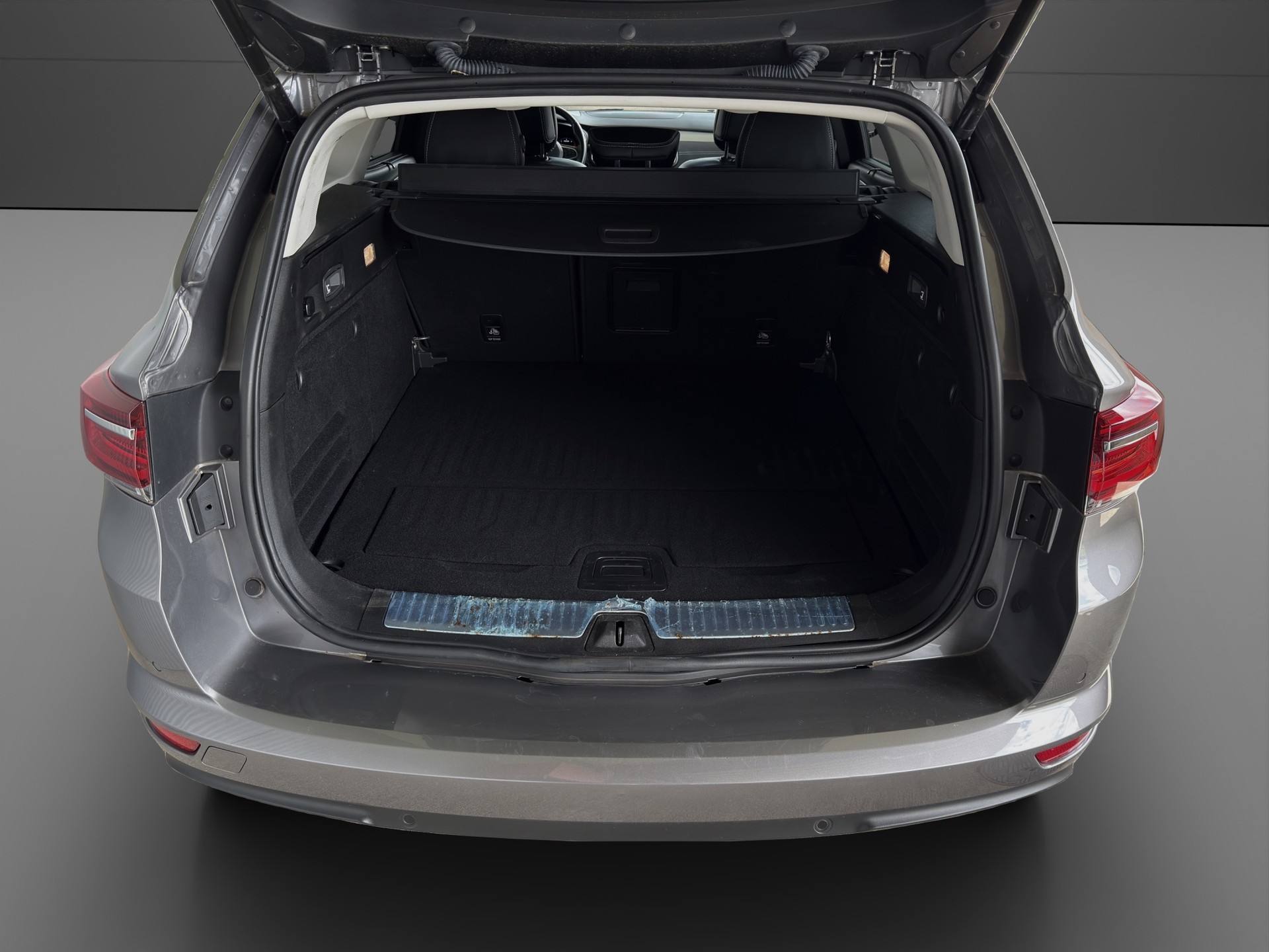 RENAULT Talisman Grandtour 2.0 Blue dCi Intens EDC-showroom-element-3