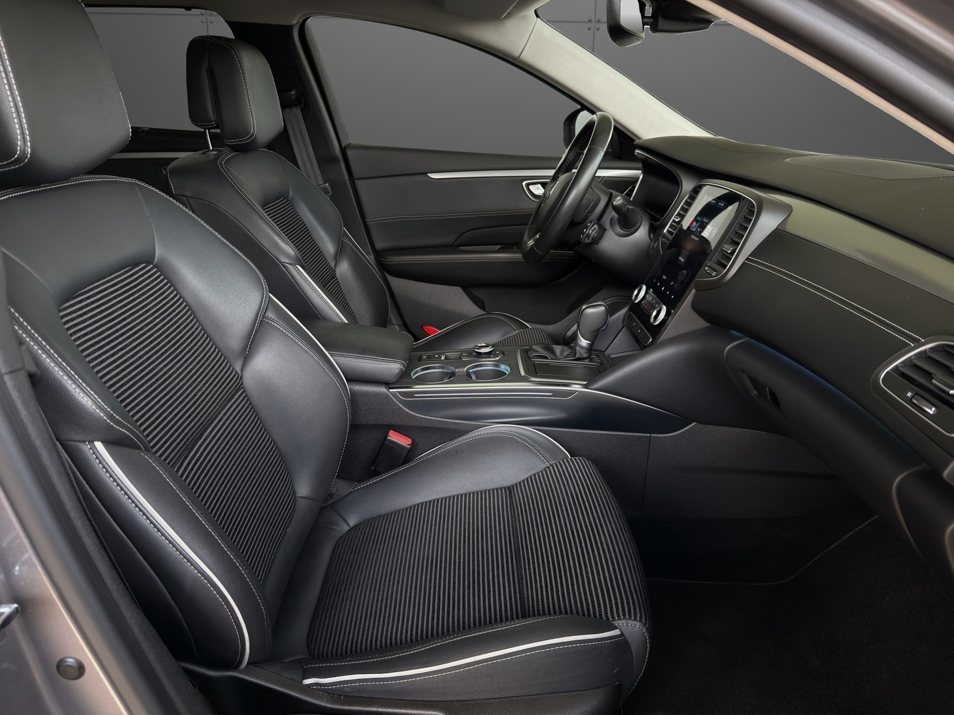 RENAULT Talisman Grandtour 2.0 Blue dCi Intens EDC-image-9