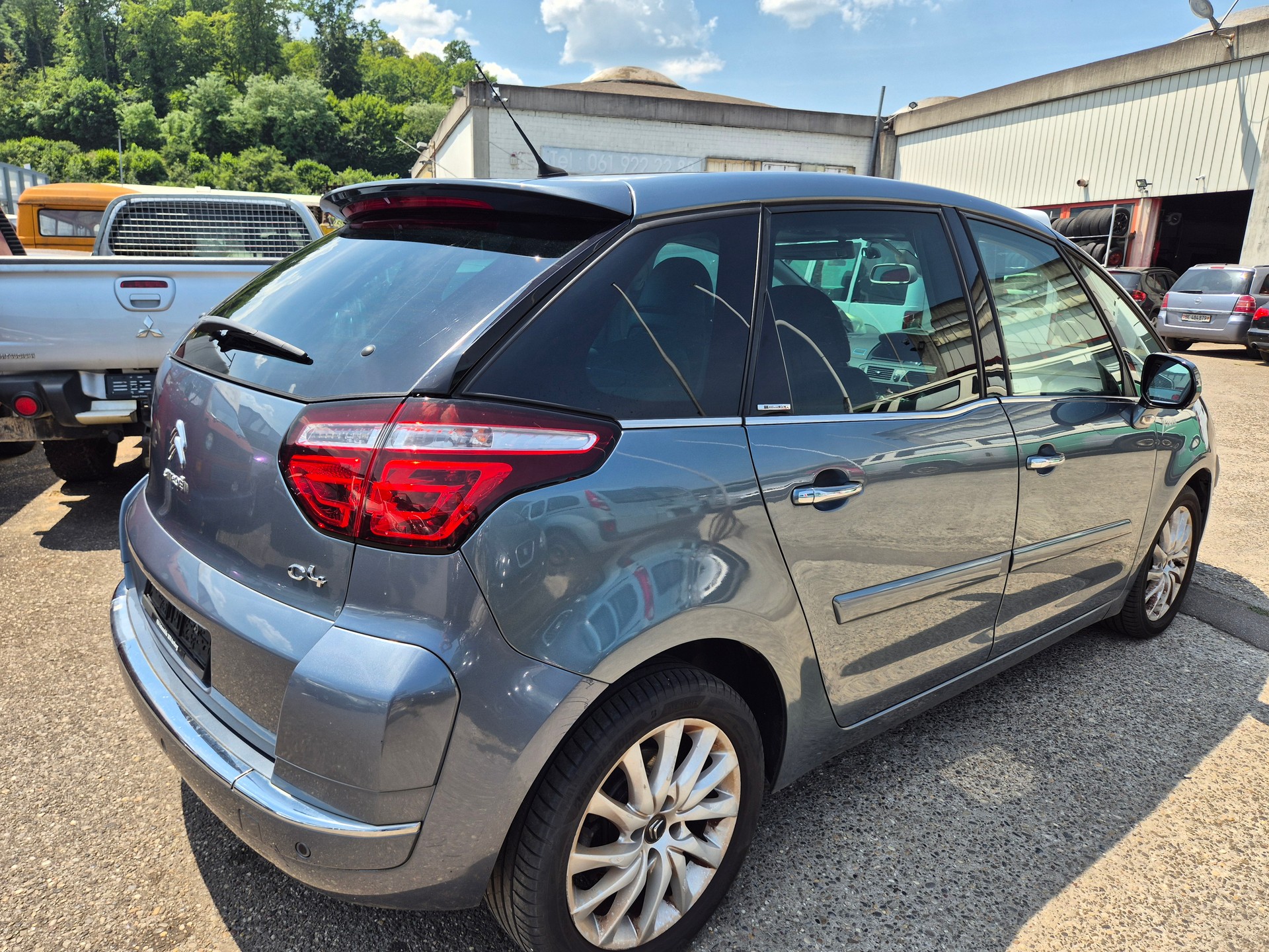CITROEN C4 Picasso 1.6i 16V THP Exclusive BMP6-image-4
