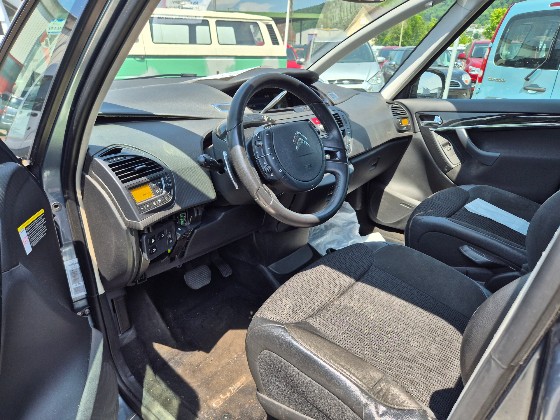CITROEN C4 Picasso 1.6i 16V THP Exclusive BMP6-image-12