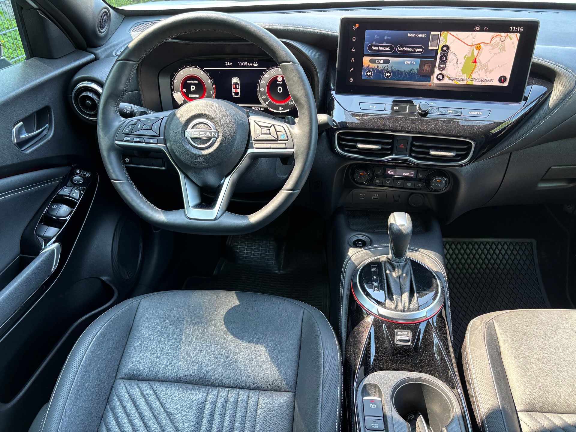 NISSAN Juke 1.0 DIG-T Tekna DCT-image-9