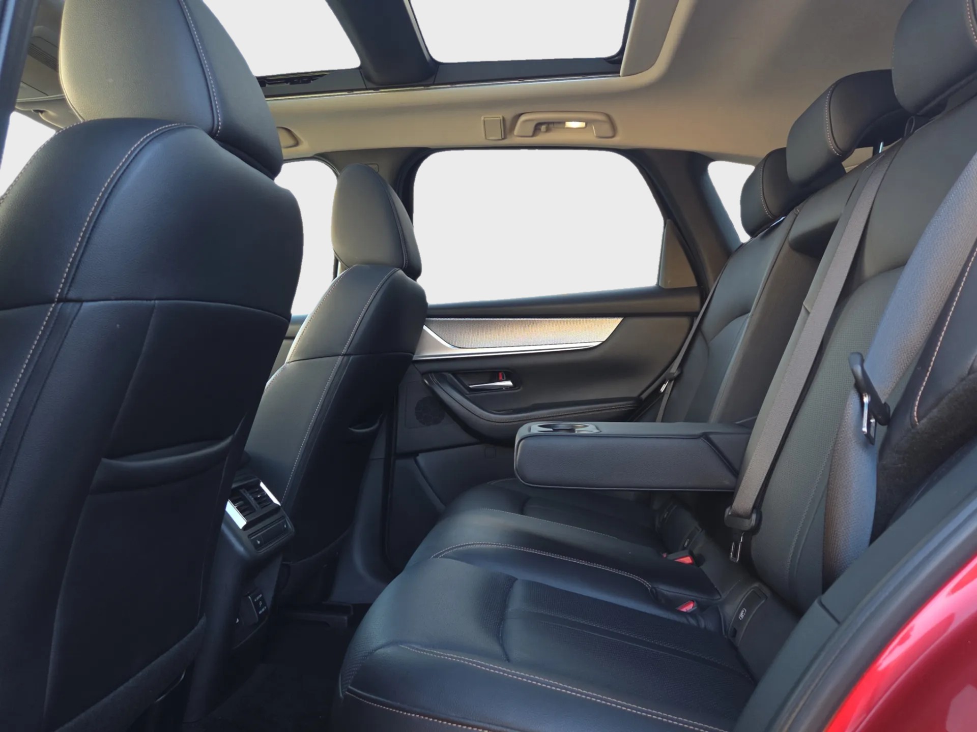 MAZDA CX-60 e-Skyactiv PHEV 327 AWD Homura-image-12