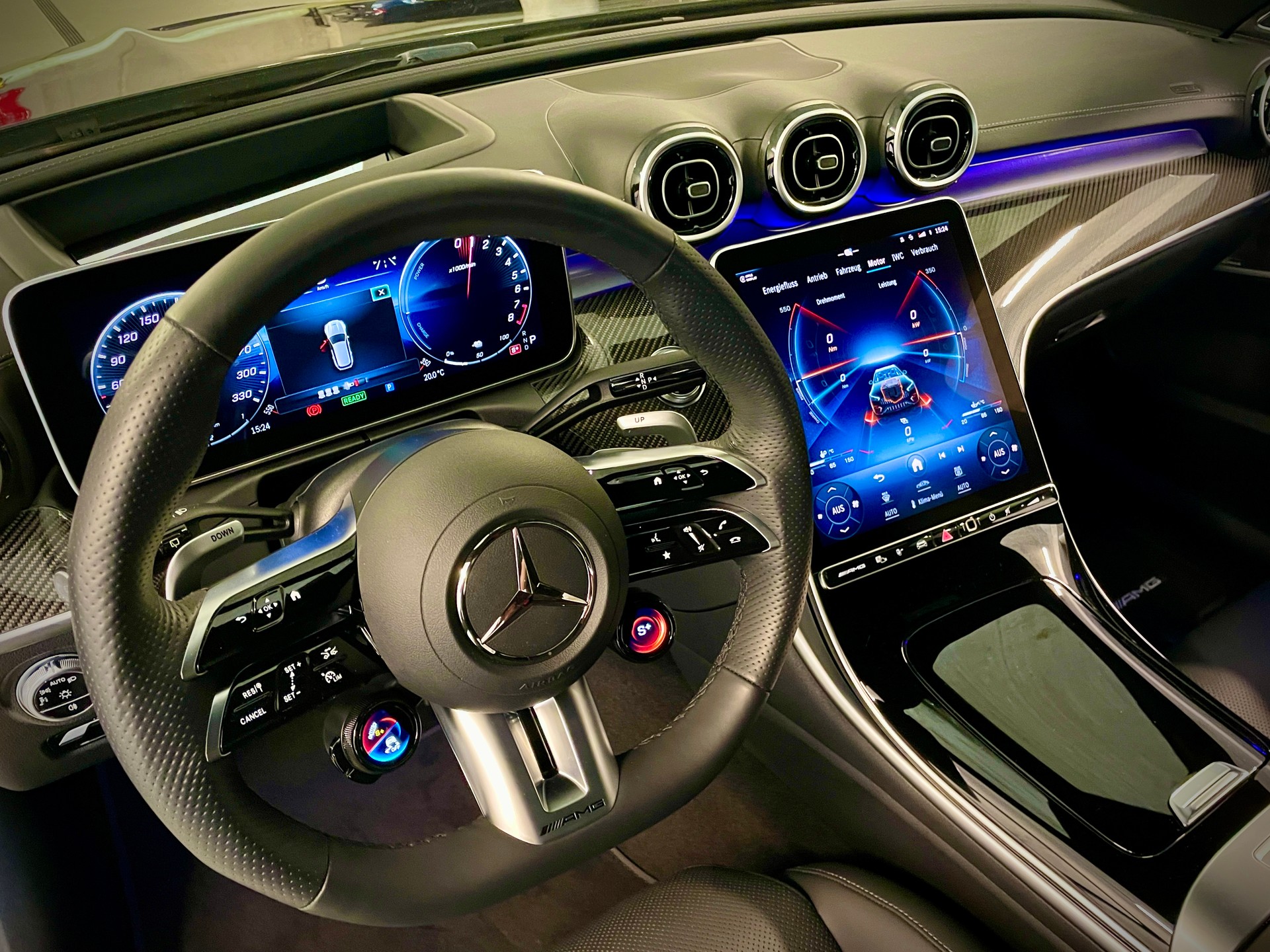 MERCEDES-BENZ C 63 AMG S E Performance-image-7