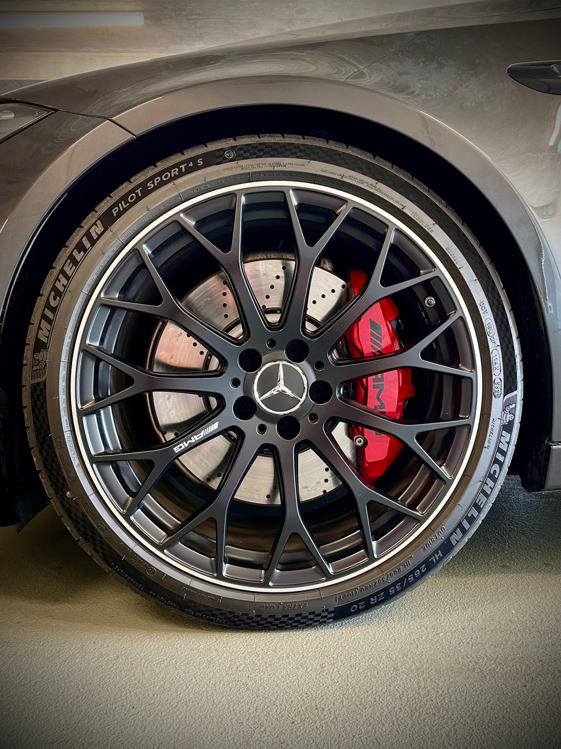 MERCEDES-BENZ C 63 AMG S E Performance-image-17