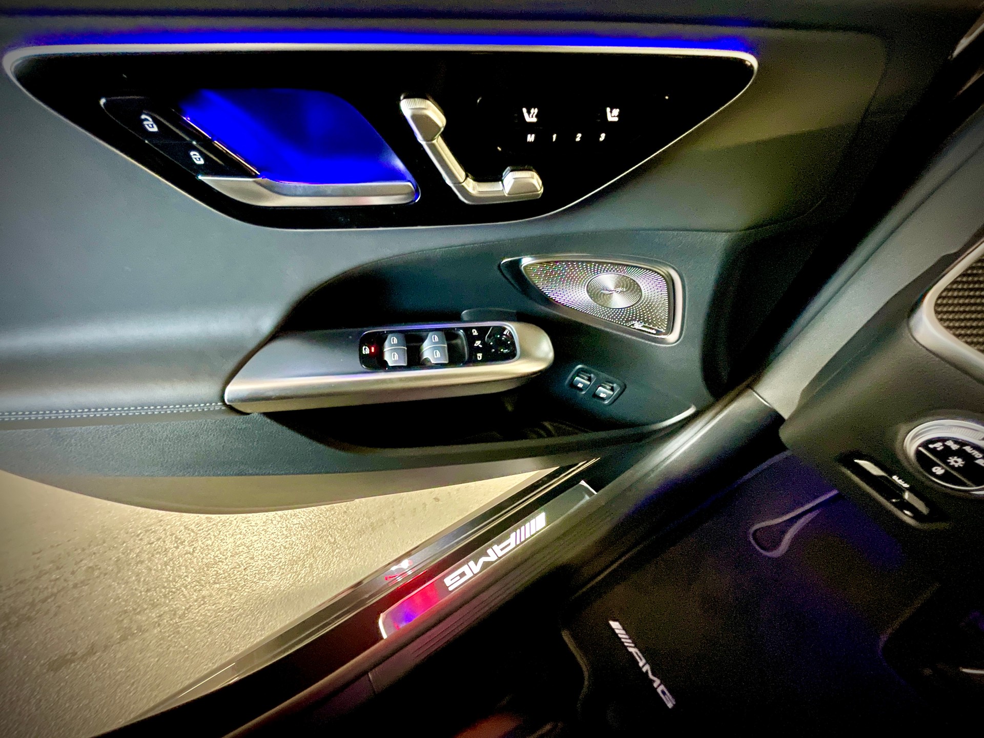 MERCEDES-BENZ C 63 AMG S E Performance-image-11
