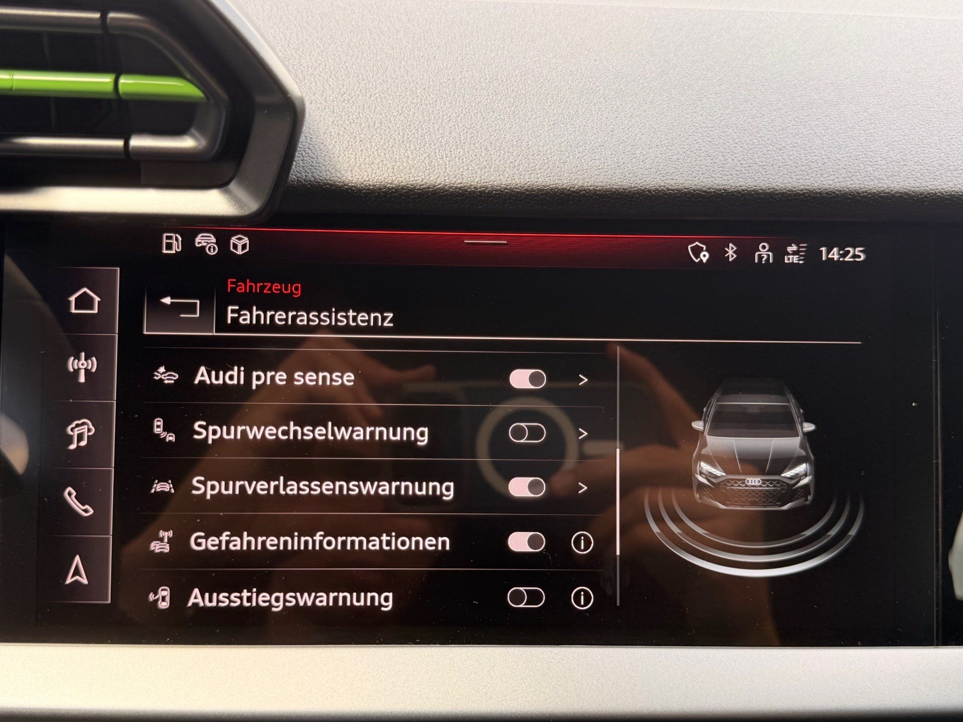 AUDI RS3 SPORTBACK 2.5 400 PS TFSI QUATTRO *** TOP AUSSTATTUNG ***-image-17